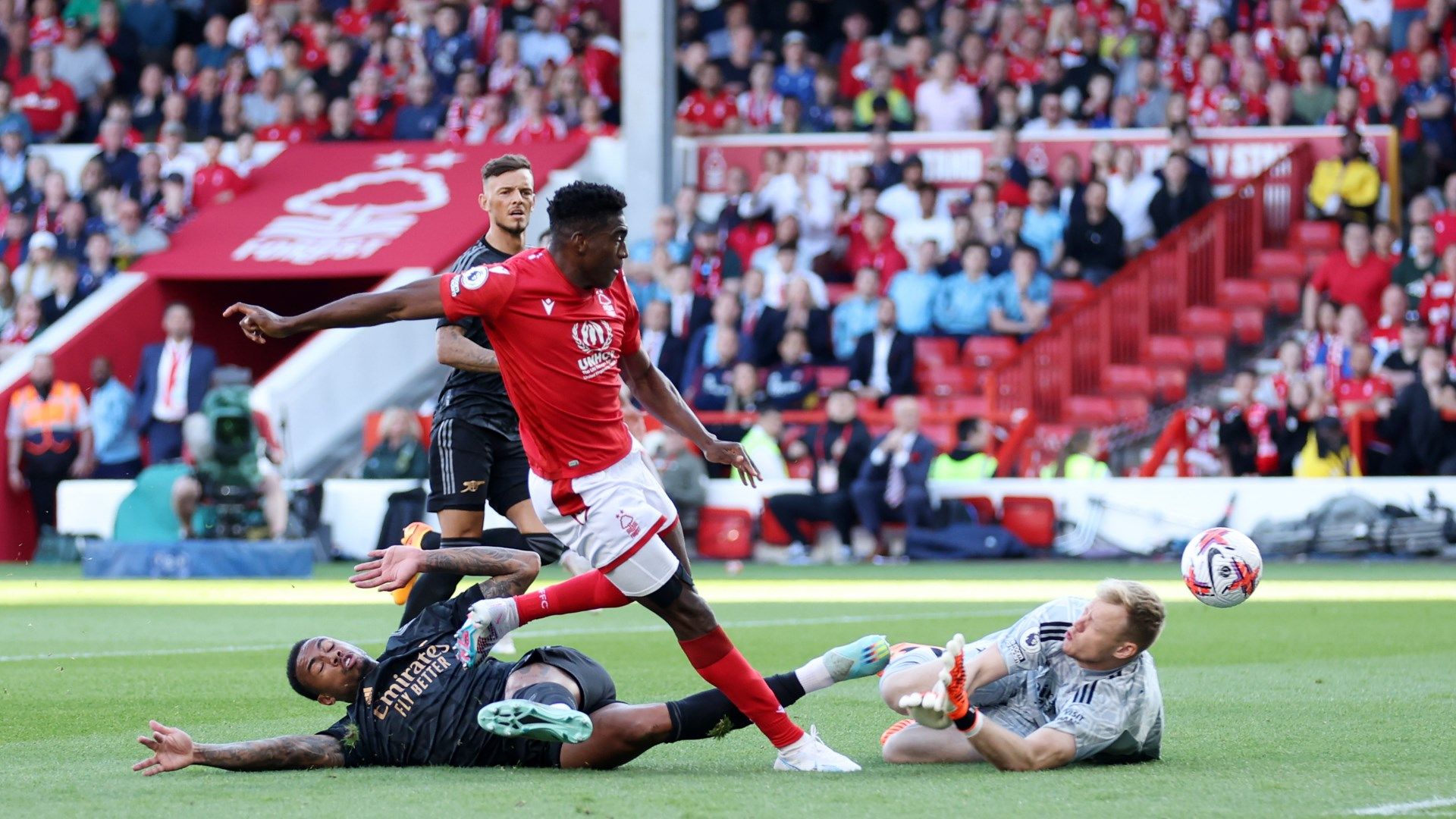 Taiwo Awoniyi Nottingham Forest vs Arsenal 2022-23