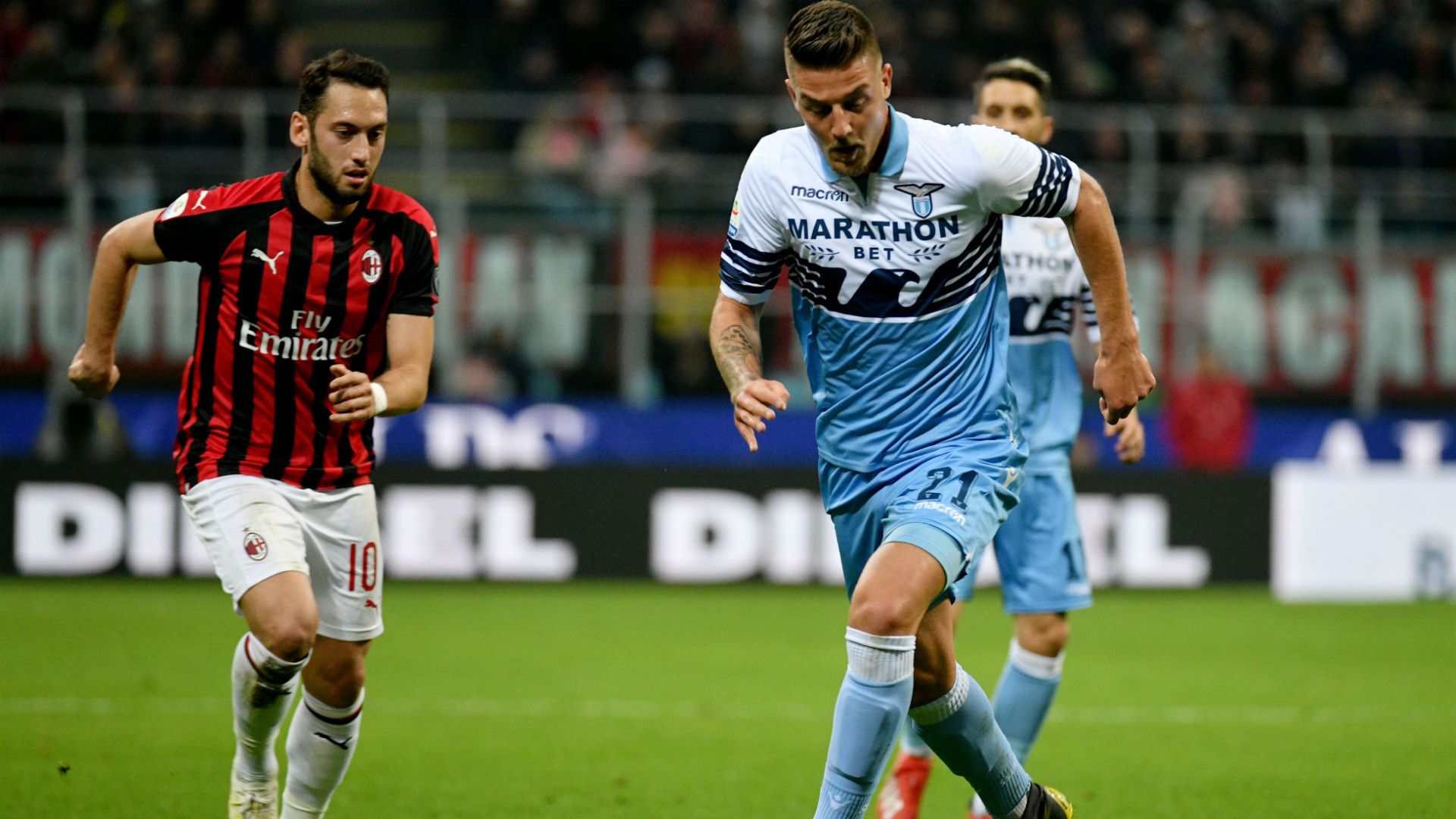 Hakan Calhanoglu Lucas Leiva Milan Lazio