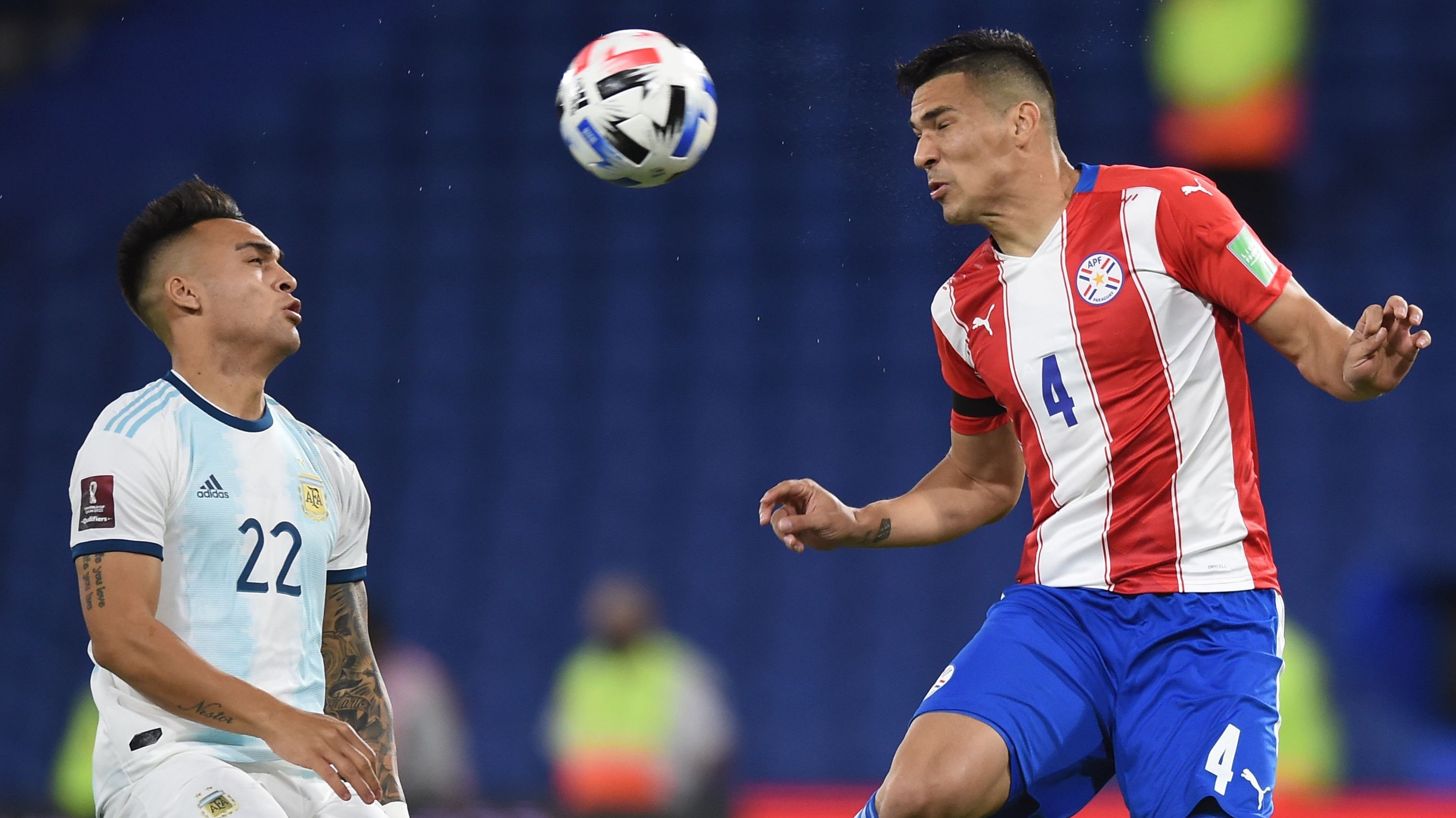 Lautaro Martinez Fabian Balbuena Argentina Parguay Fecha 3 Eliminatorias Sudamericanas 2020