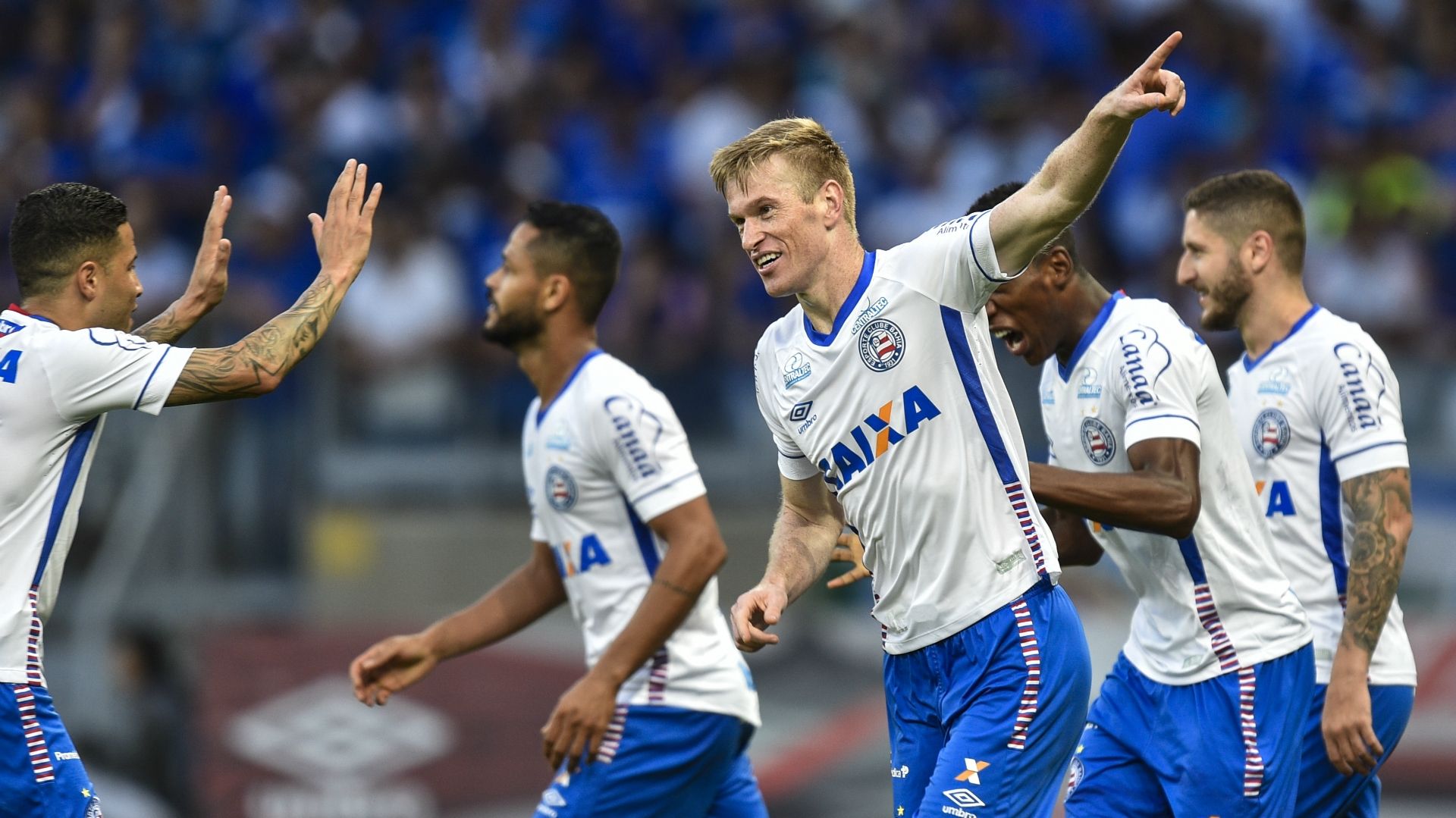 Douglas Grolli Cruzeiro Bahia Campeonato Brasileiro 19082018