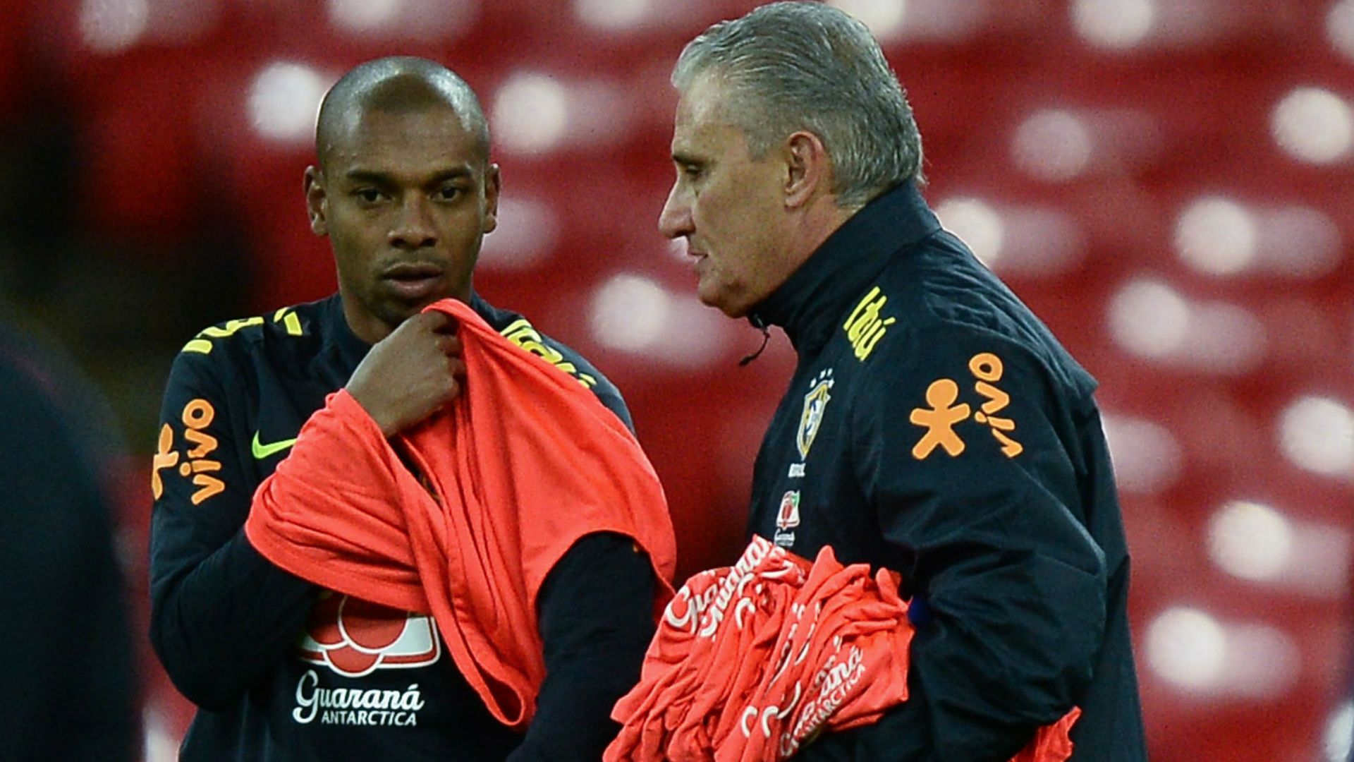 Fernandinho Tite treino Seleção Brasil Wembley 13 11 2017