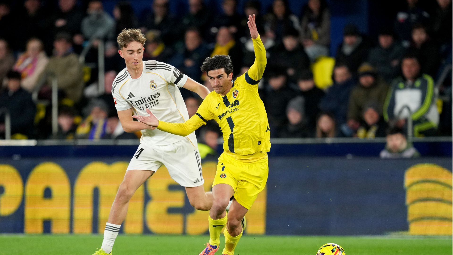 Dean Huijsen Real Madrid 2025-26