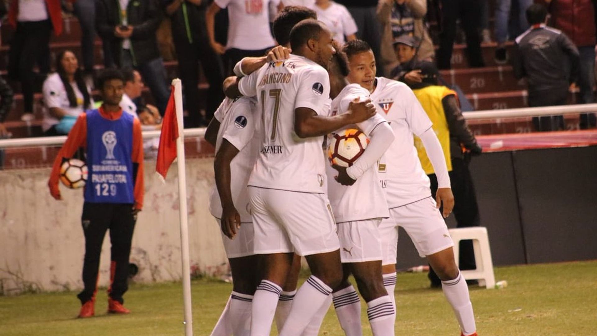 Liga Deportiva Universitaria Quito Deportivo Cali Copa Sudamericana 22082018