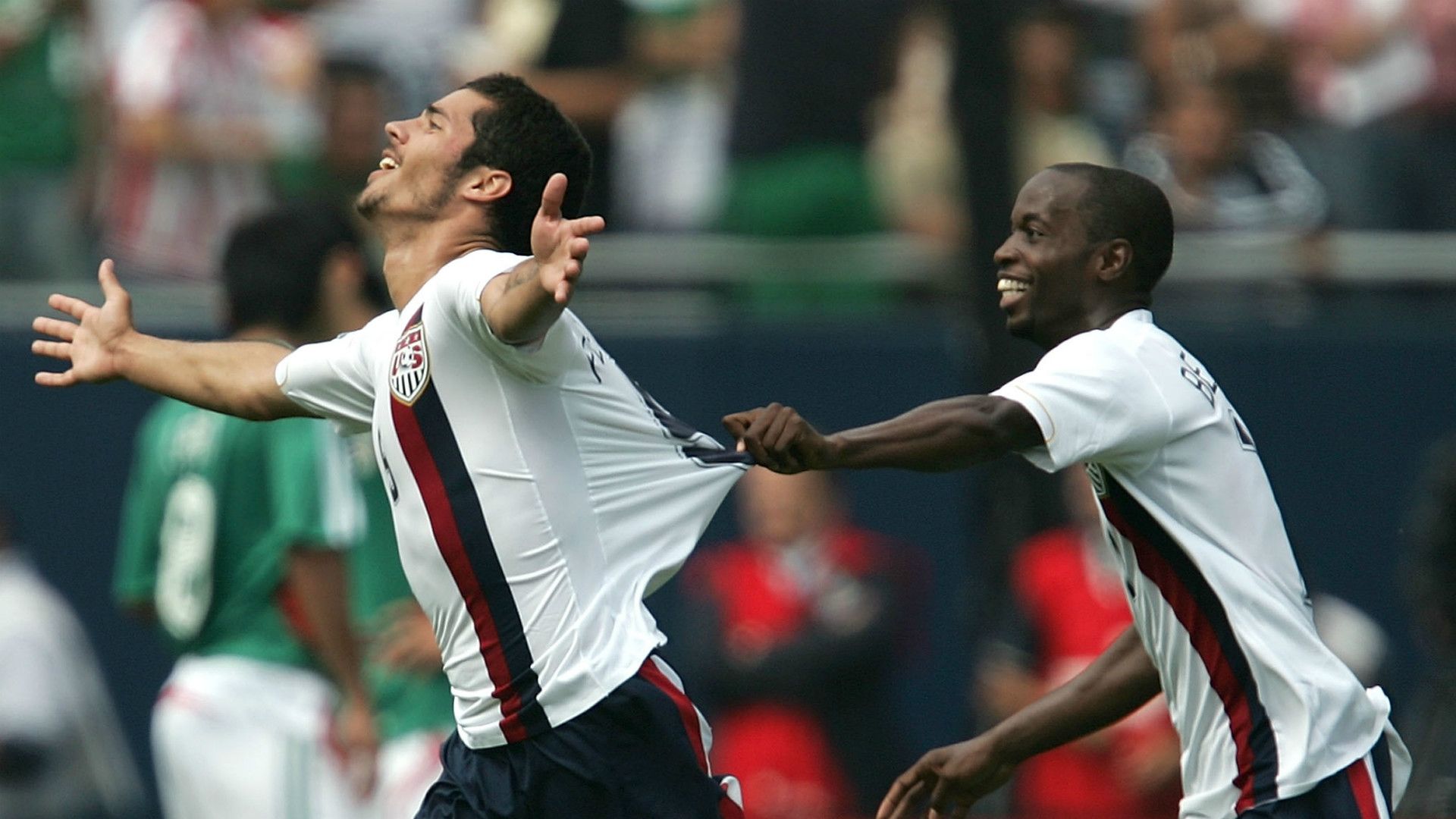 Benny Feilhaber Damarcus Beasley USA Mexico 06242018