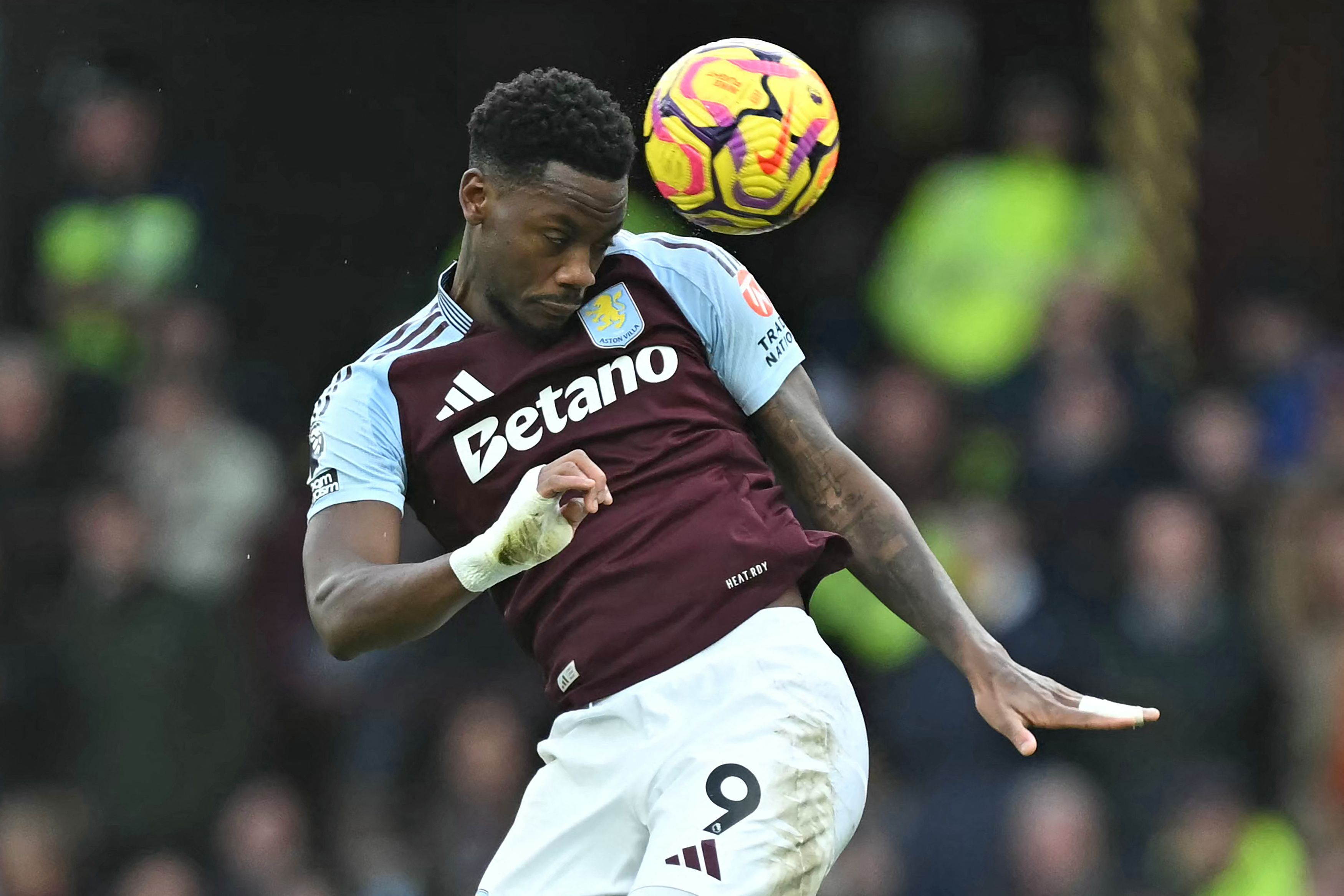 Jhon Duran, Aston Villa