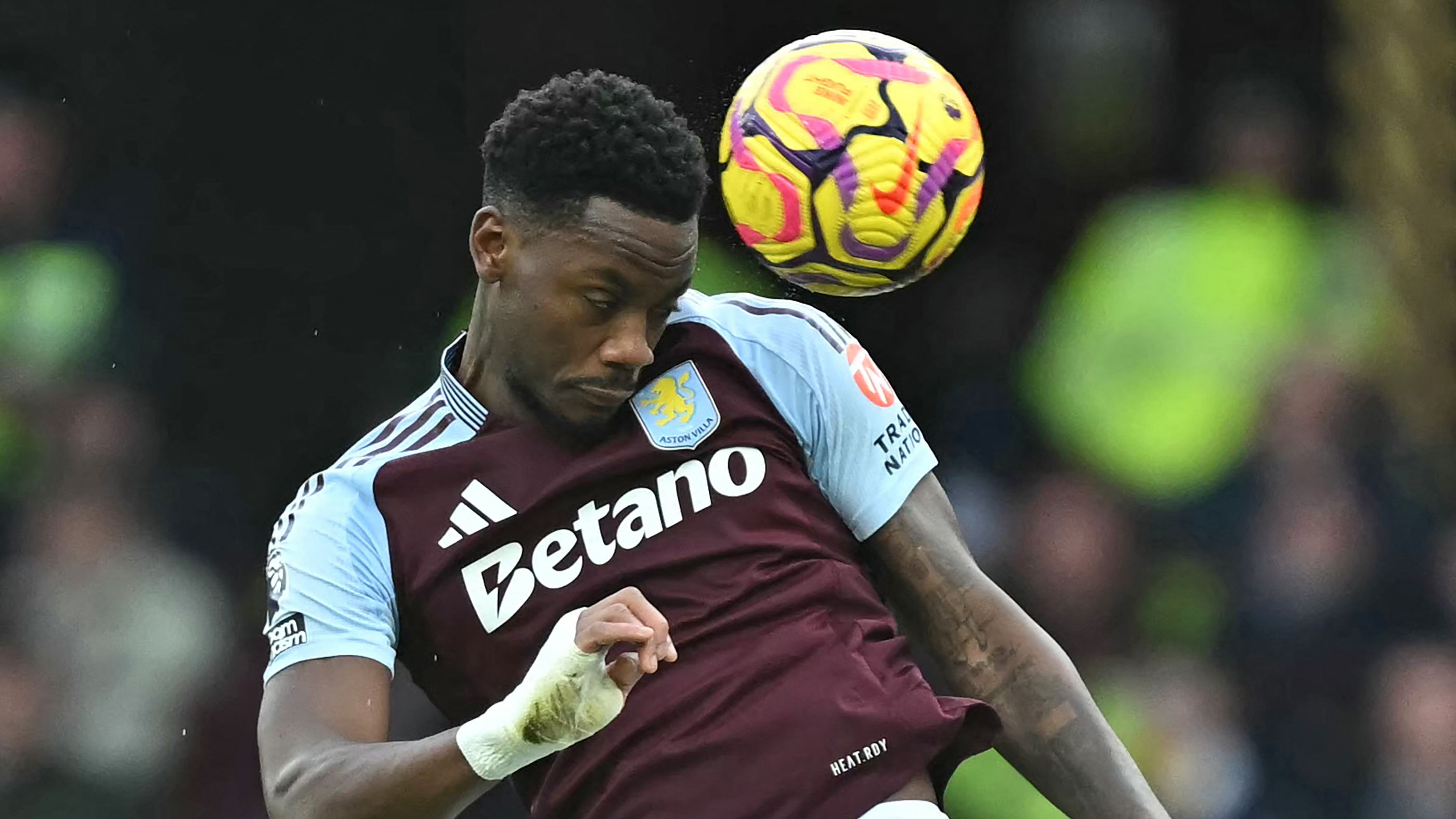 Jhon Duran, Aston Villa