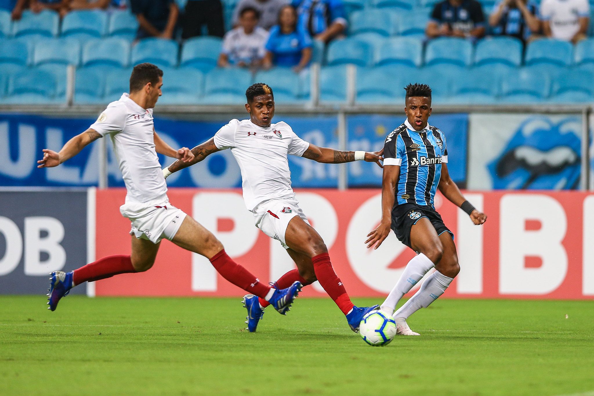 Cortez Yony Gonzalez Grêmio x Fluminense 140519