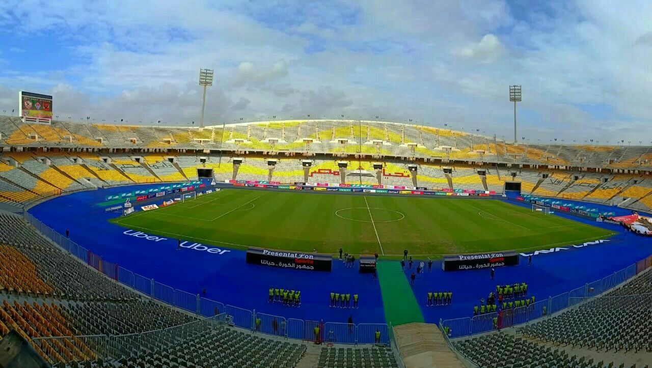 ملعب برج العرب
