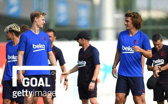 데 용, 그리즈만