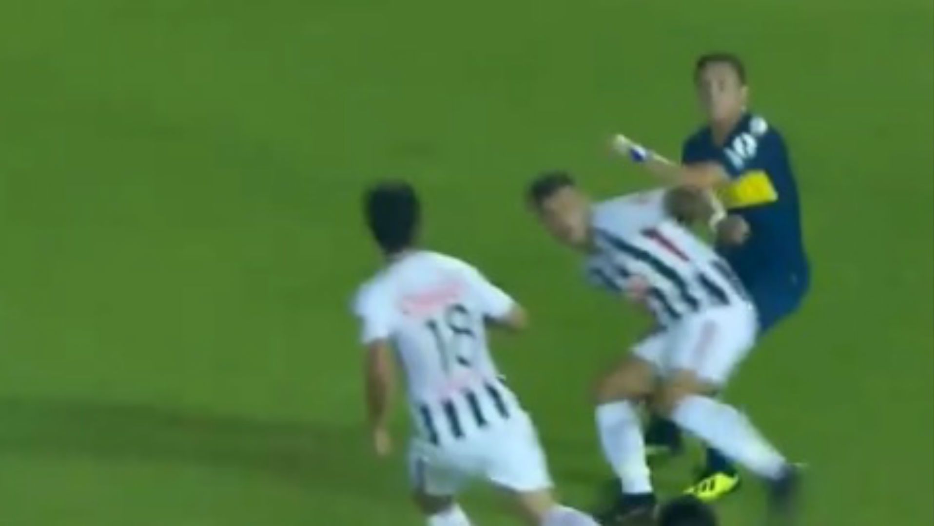 Captura TV Jara penal Libertad Boca Copa Libertadores 300818