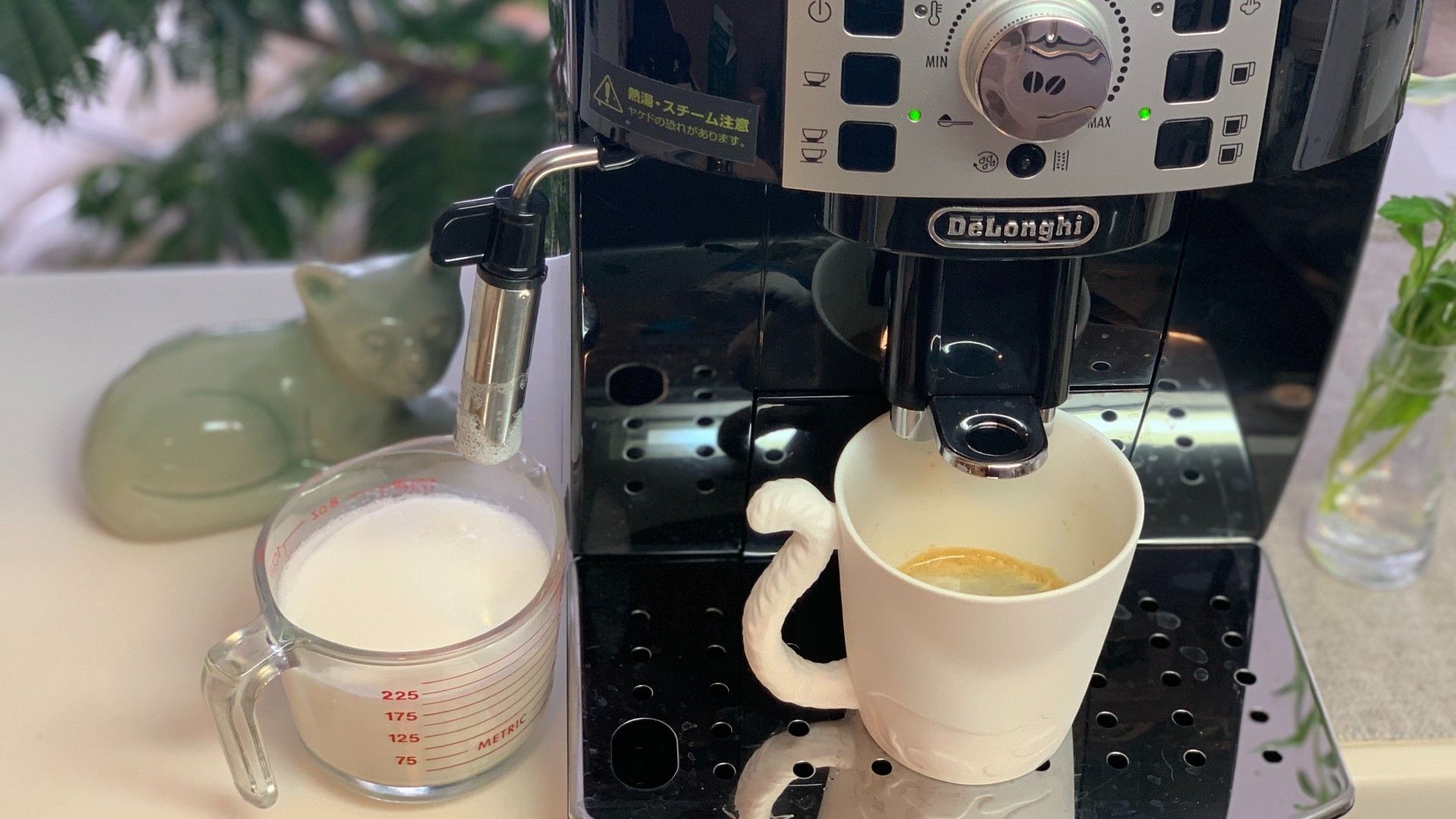 20220708-deloghi-cofeemachine-capcino-1