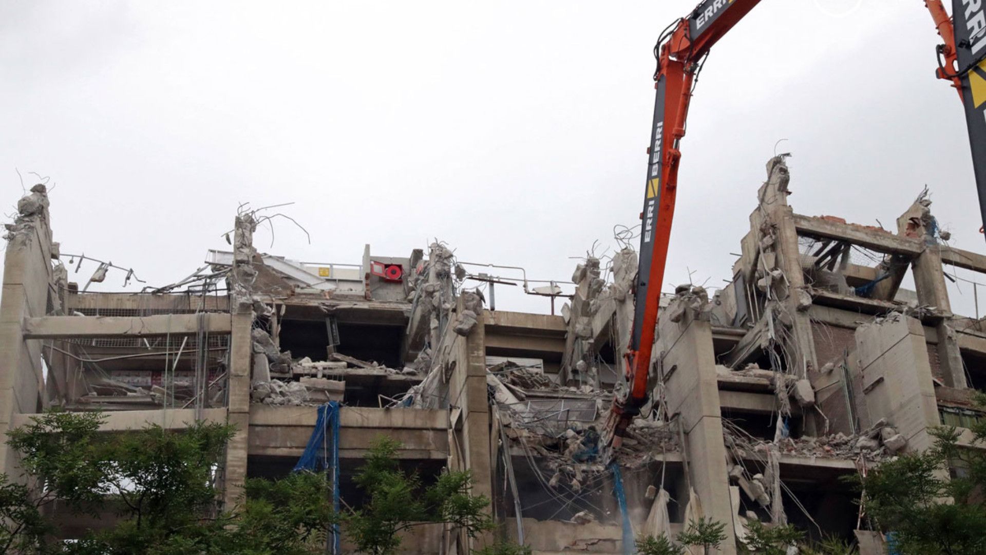 GERMANY ONLY: CAMP NOU