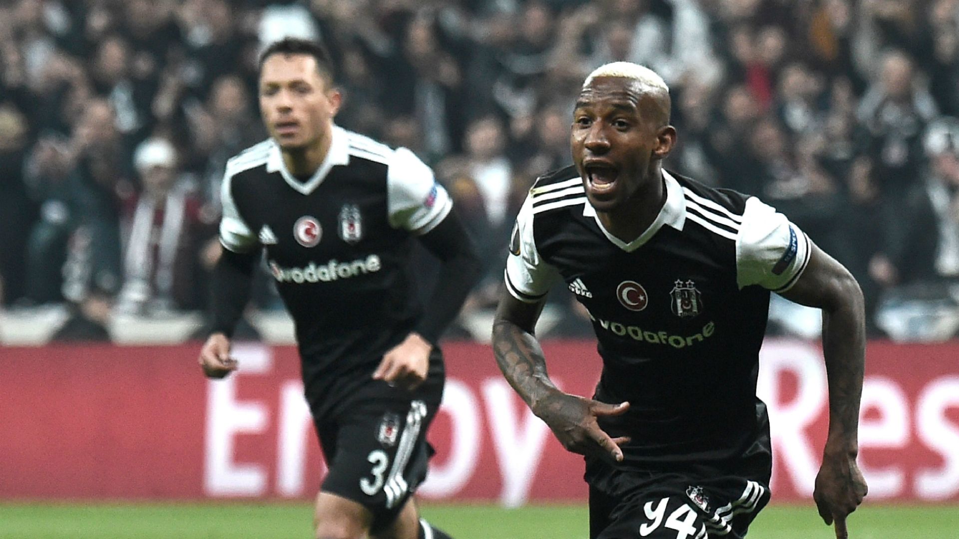 Anderson Talisca Besiktas Lyon UEL 04202017