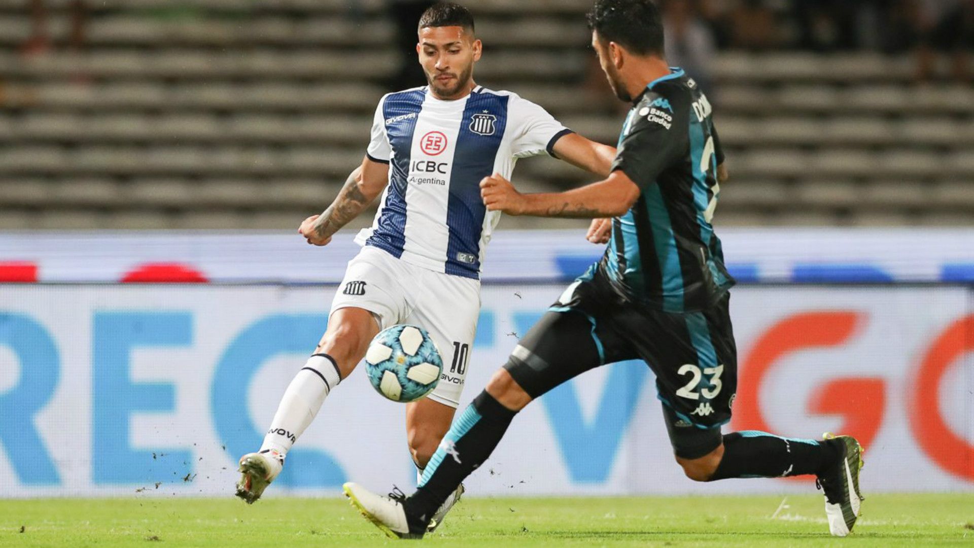 Nahuel Bustos Nery Dominguez Talleres Racing Superliga 24112019