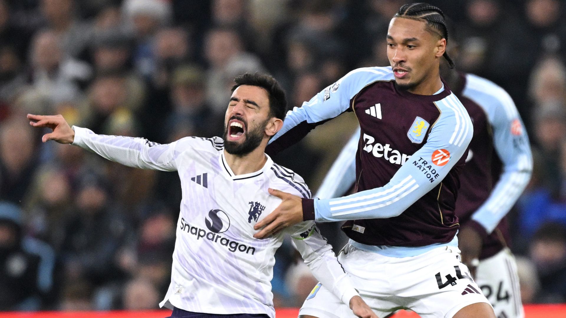 Bruno Fernandes Manchester United Aston Villa 2025-26