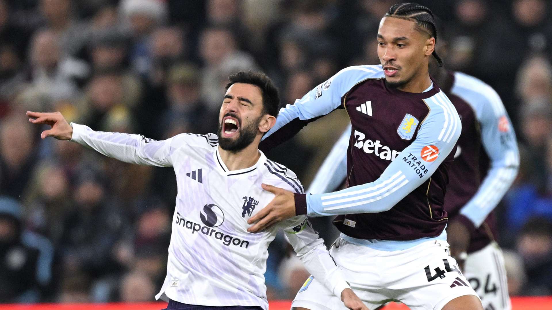 Bruno Fernandes Manchester United Aston Villa 2025-26