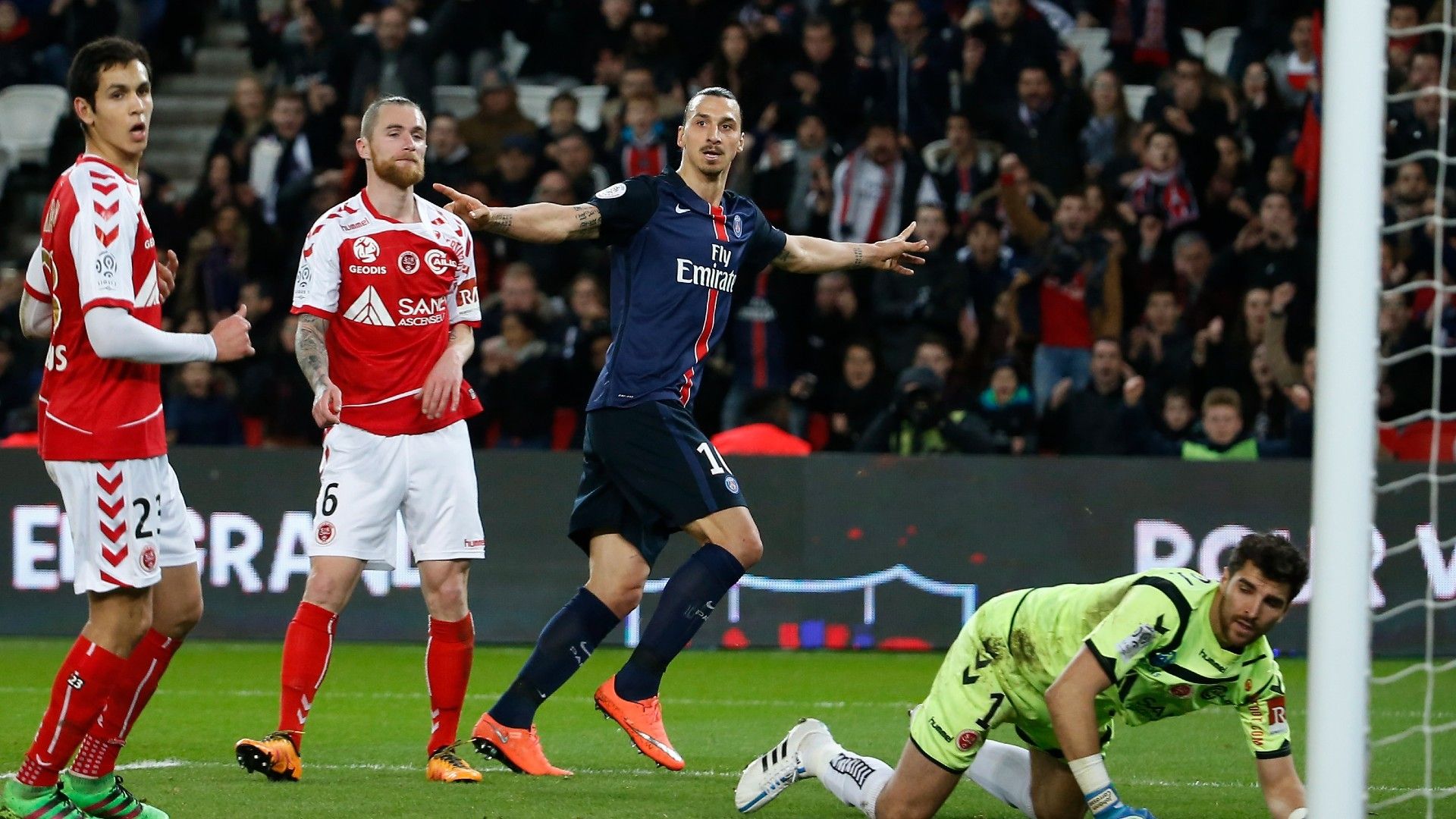 Ibrahimovic PSG 2015-16