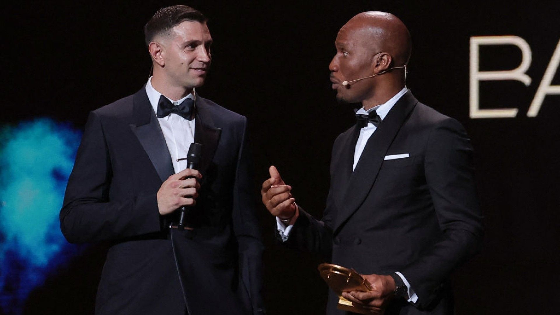 Dibu Martínez Didier Drogba Balón de Oro 2023