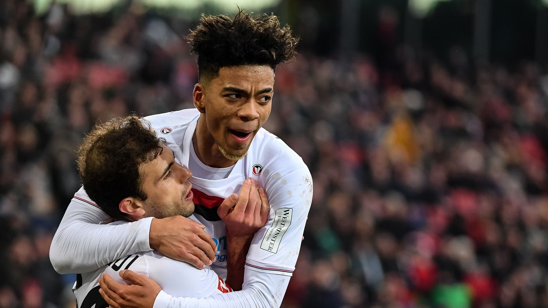 Benjamin Henrichs Leverkusen Hannover Bundesliga 12172017