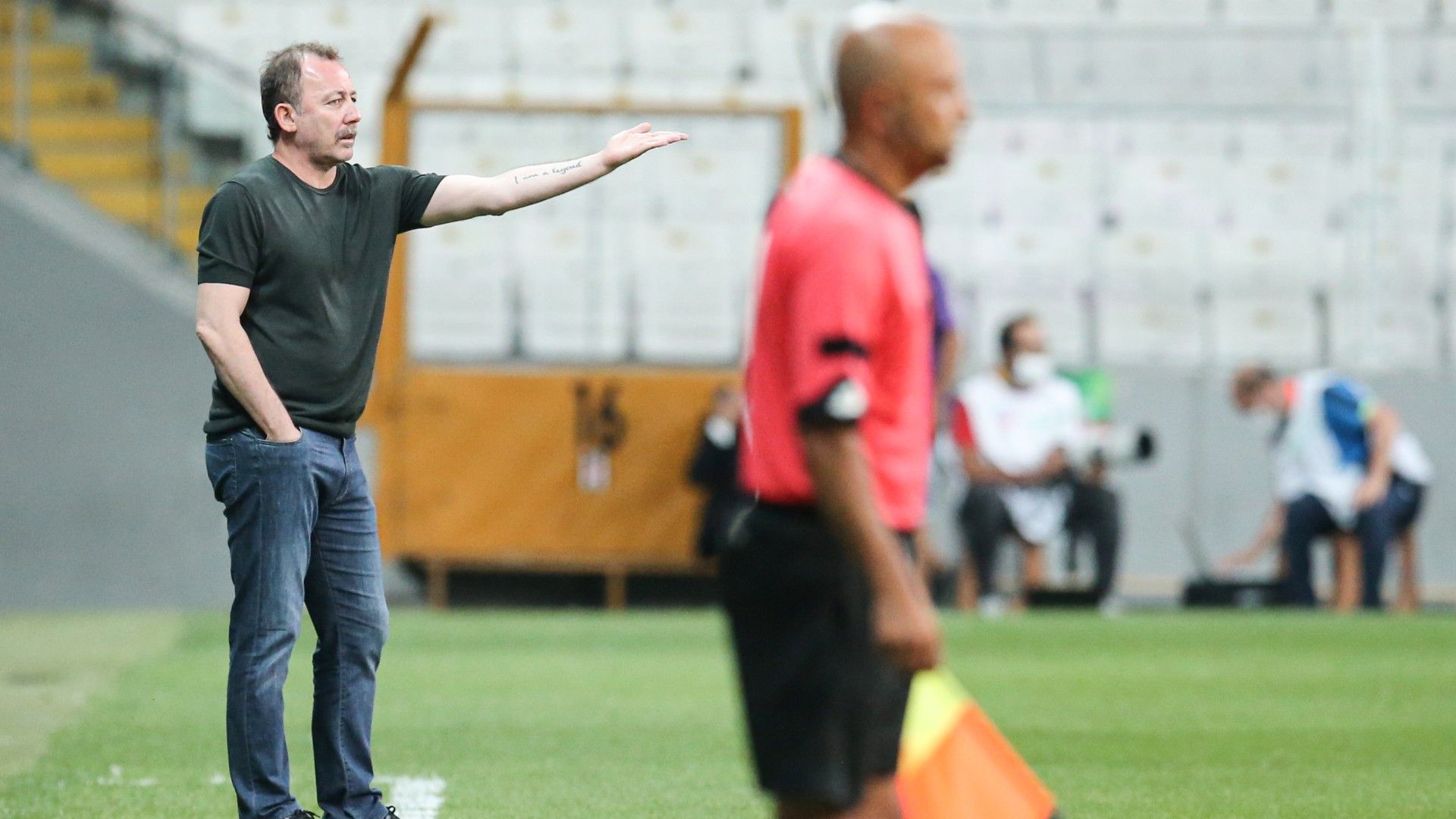 Sergen Yalcin Besiktas v Konyaspor 06262020