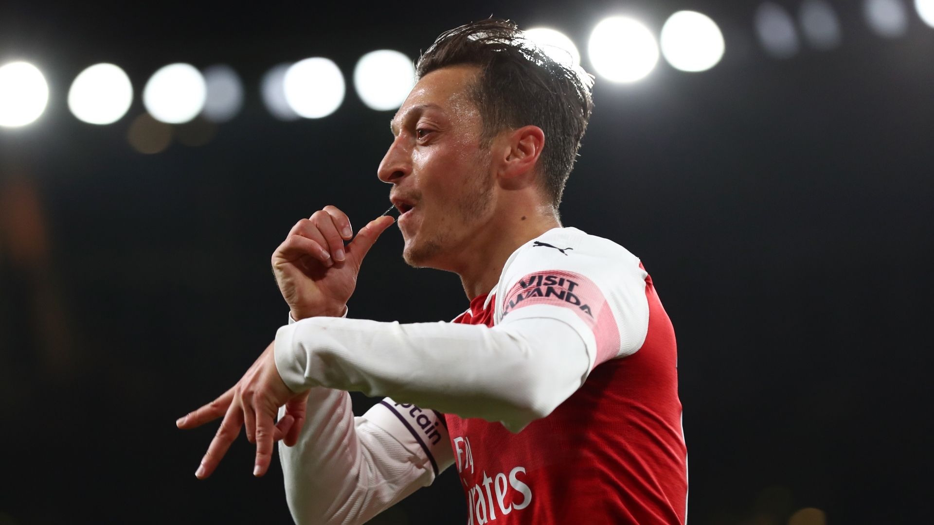 Mesut Ozil, Arsenal