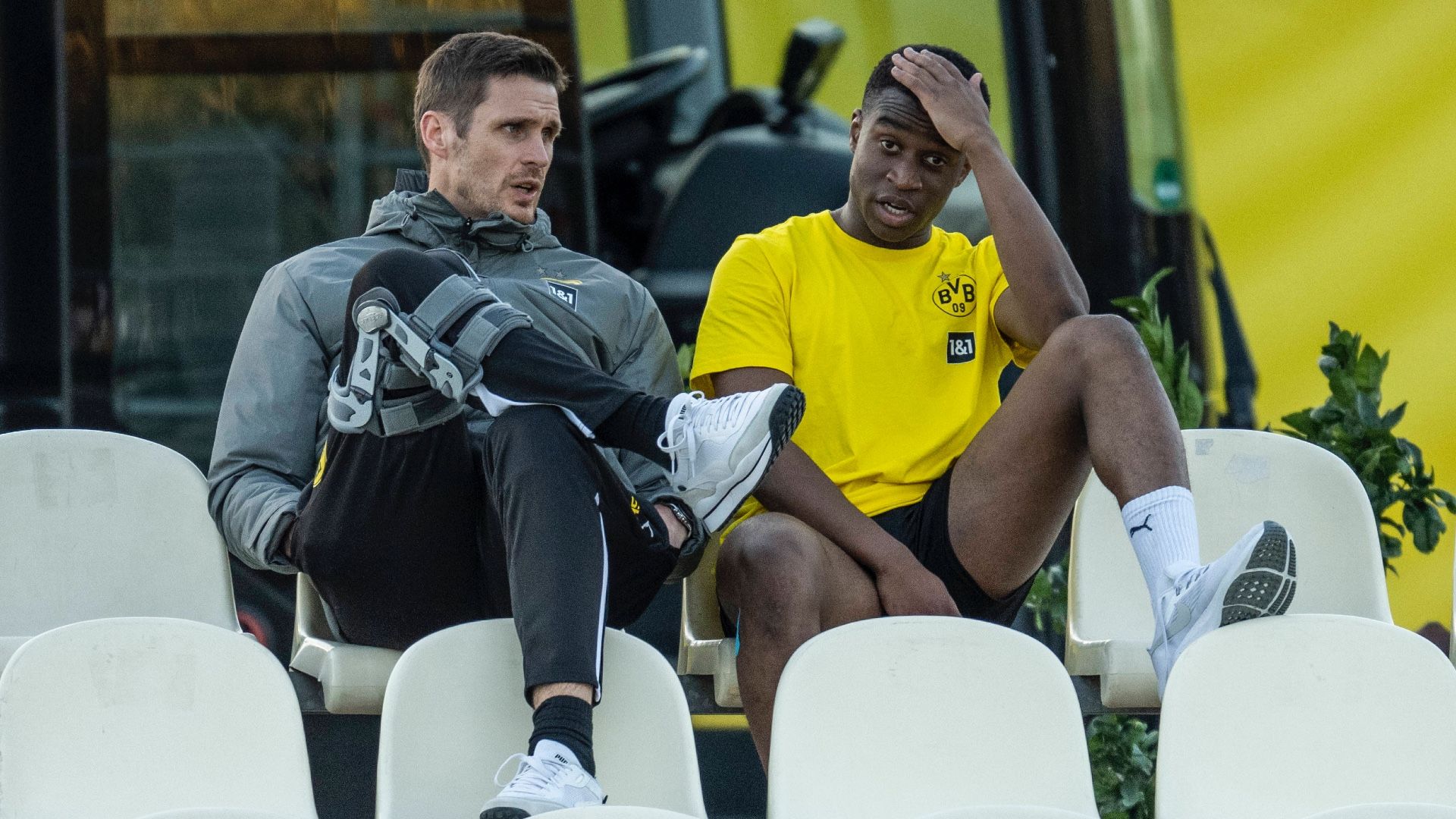 ONLY GERMANY Sebastian Kehl Youssoufa Moukoko Borussia Dortmund 2023