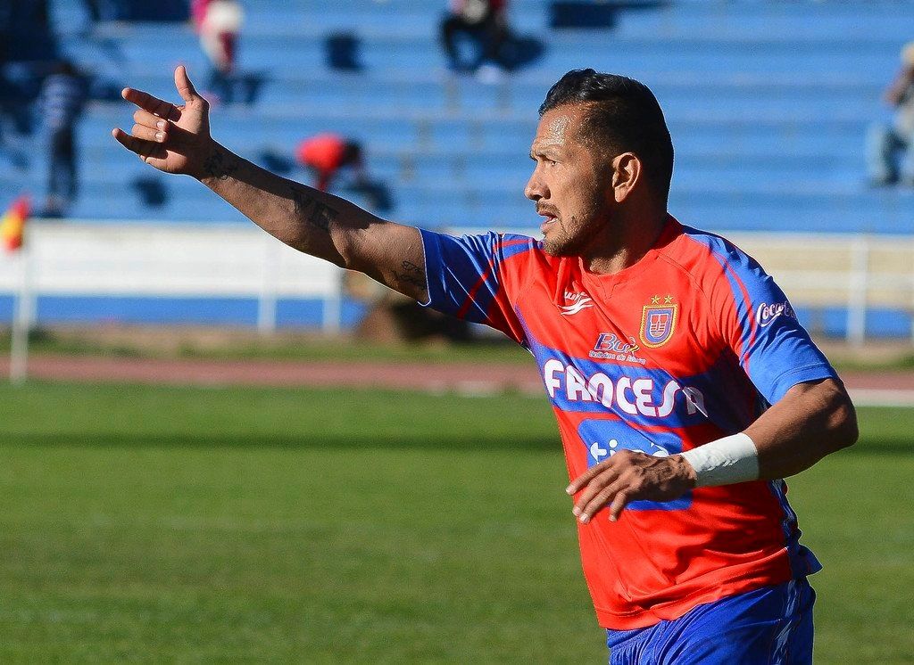 Universitario Pablo Salinas