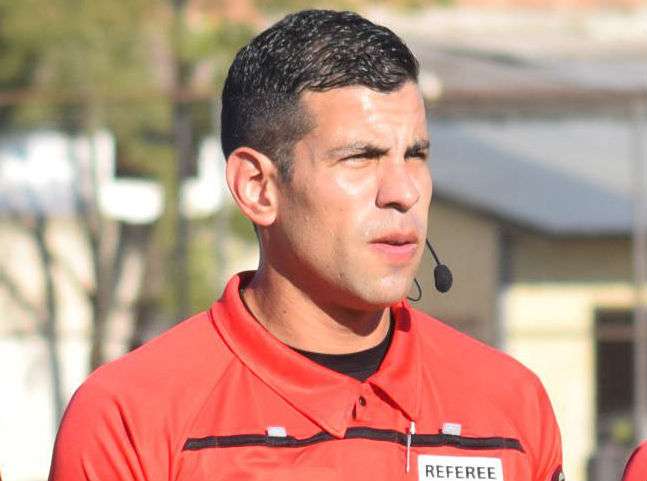 Arbitro Jose Mendez
