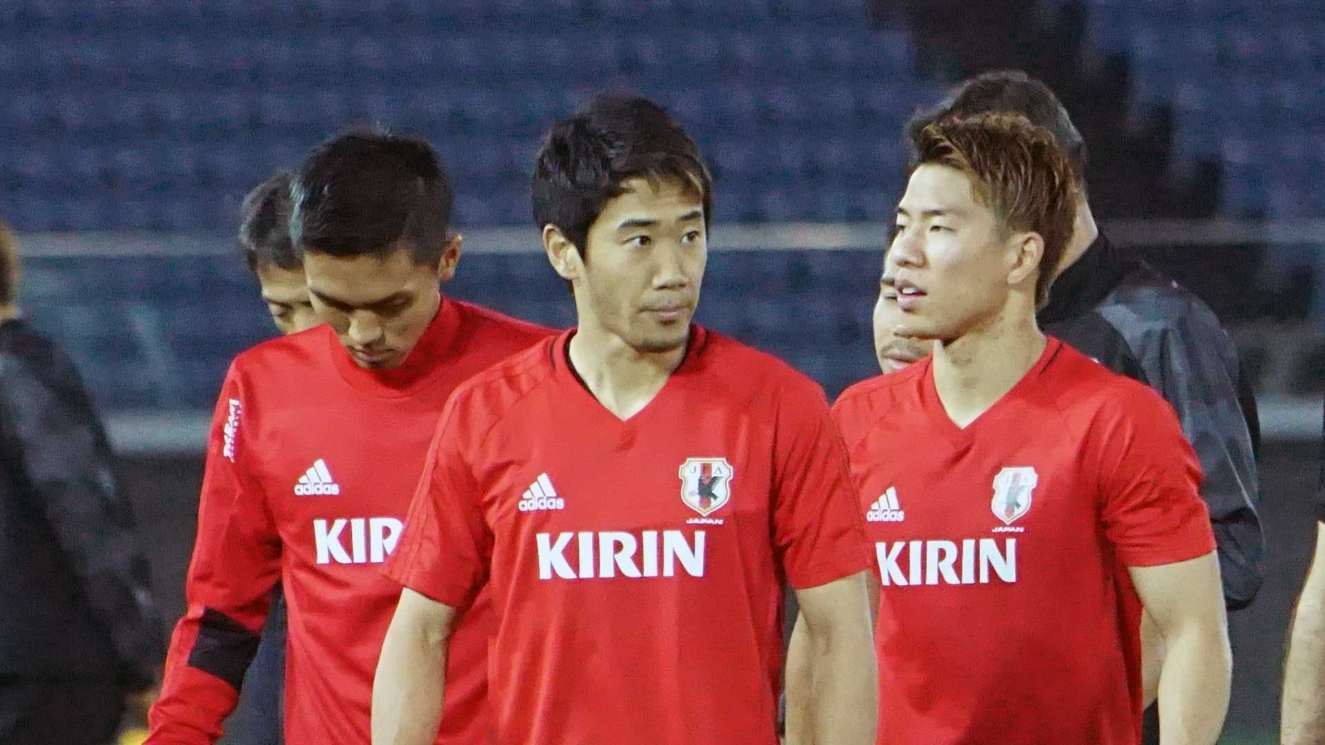 2017-10-08-japan-shinji kagawa