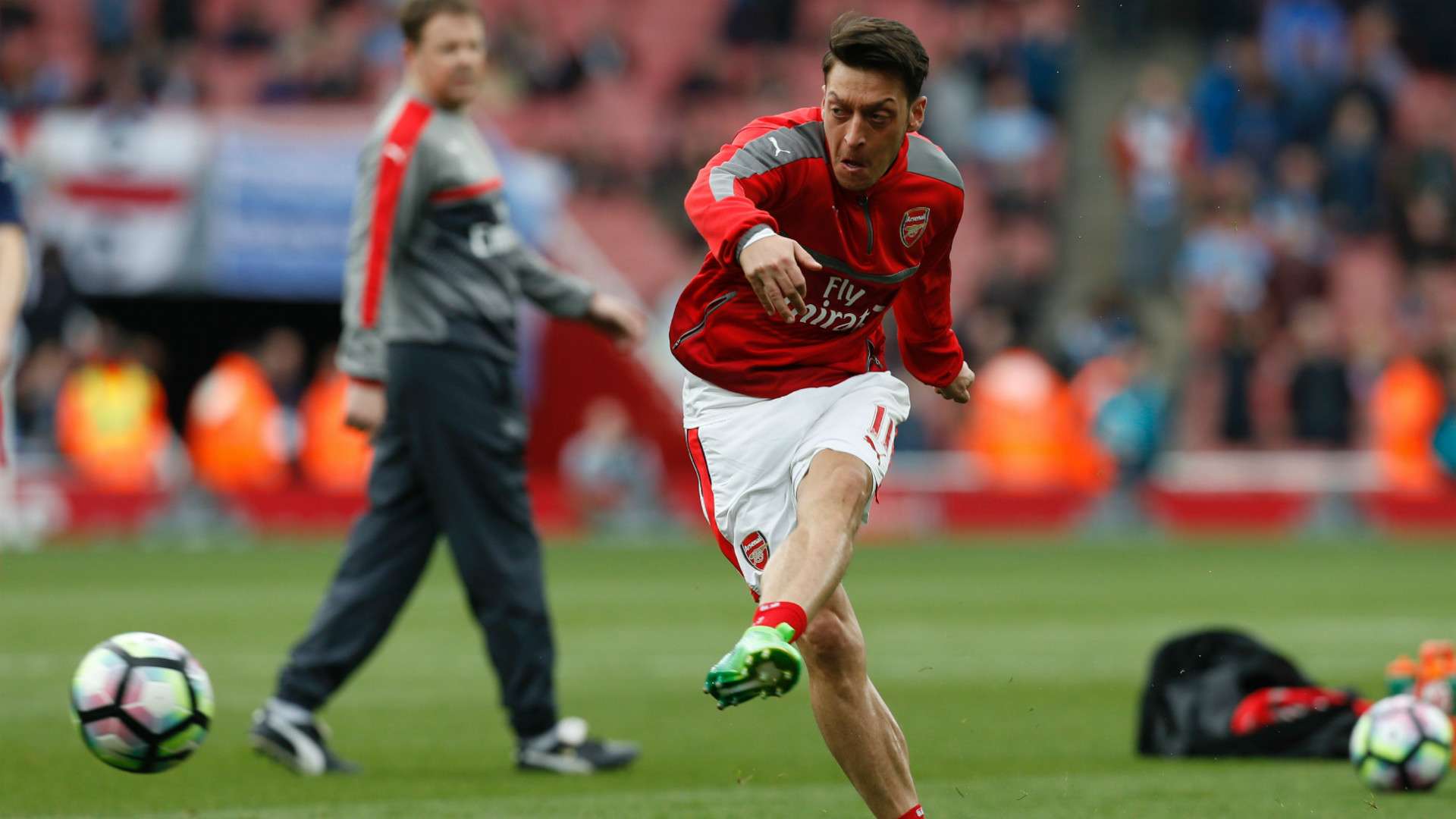 Mesut Ozil Arsenal Manchester City Premier League 02042017