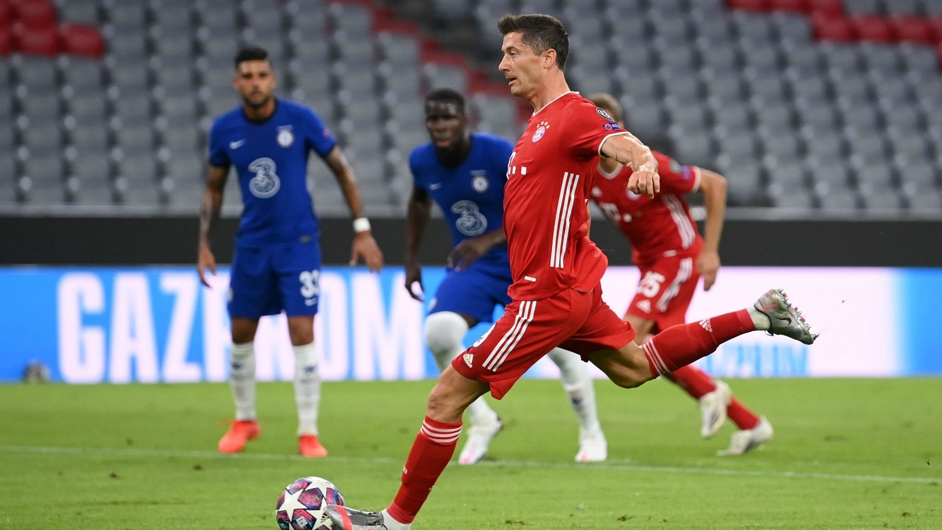 Robert Lewandowski Bayern Munich-Chelsea