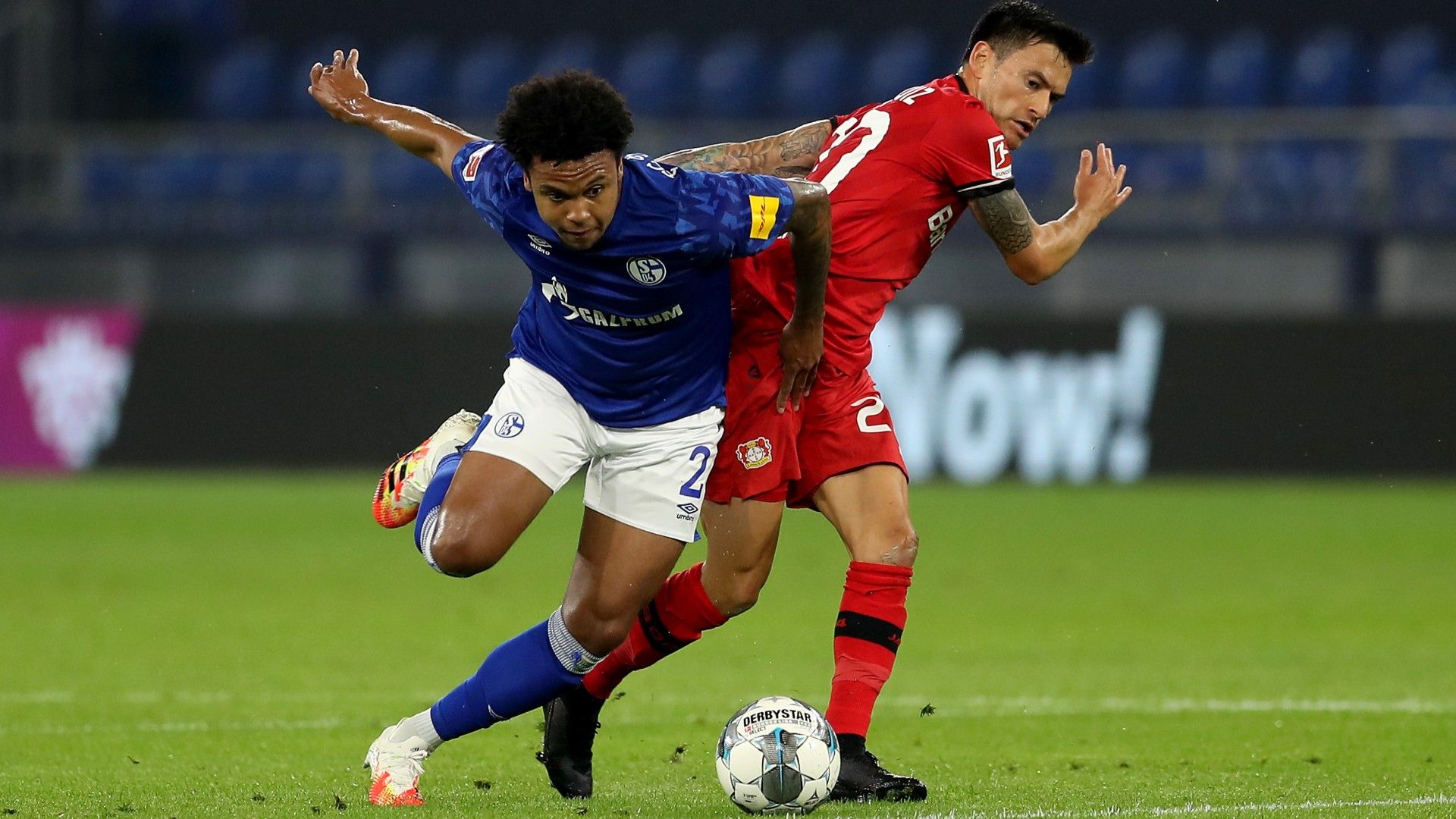 140620 Schalke Bayer McKennie Charles Aránguiz