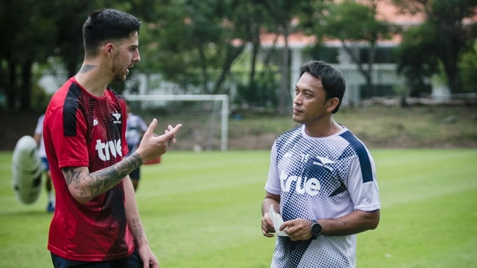 ธชตวัน ศรีปาน