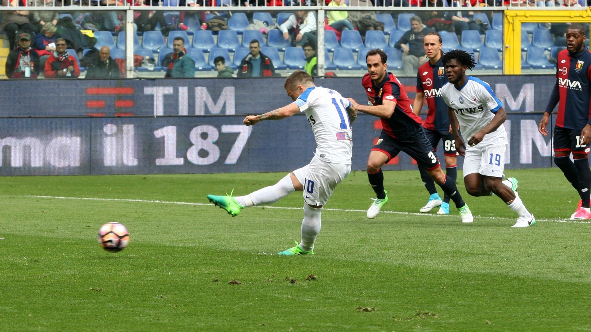 Papu Gomez Genoa Atalanta Serie A