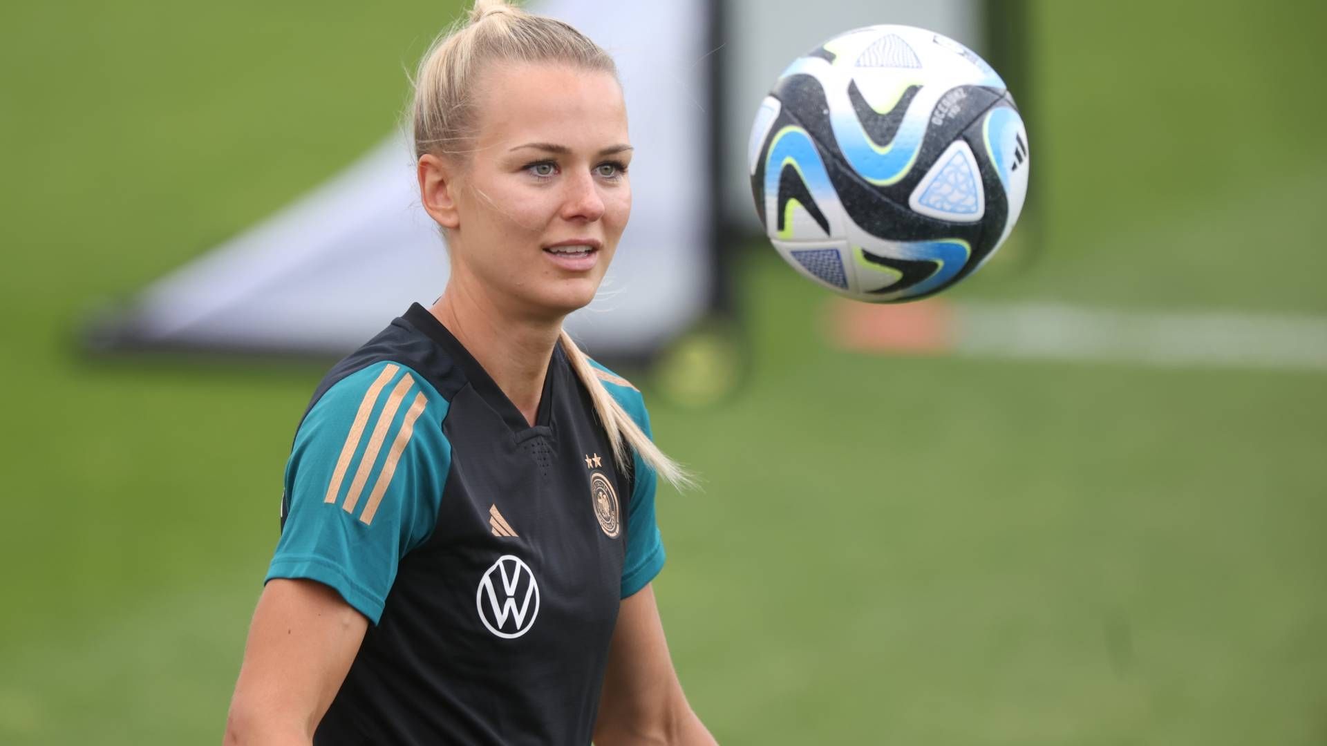 merle-frohms-03072023