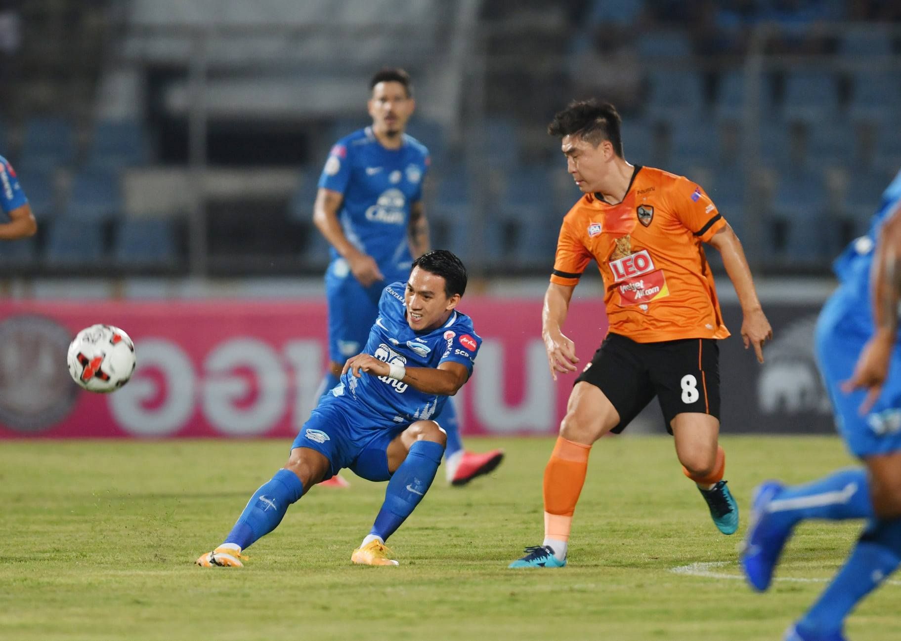 ชลบุรี - สิงห์ เชียงราย ยูไนเต็ด : 2020