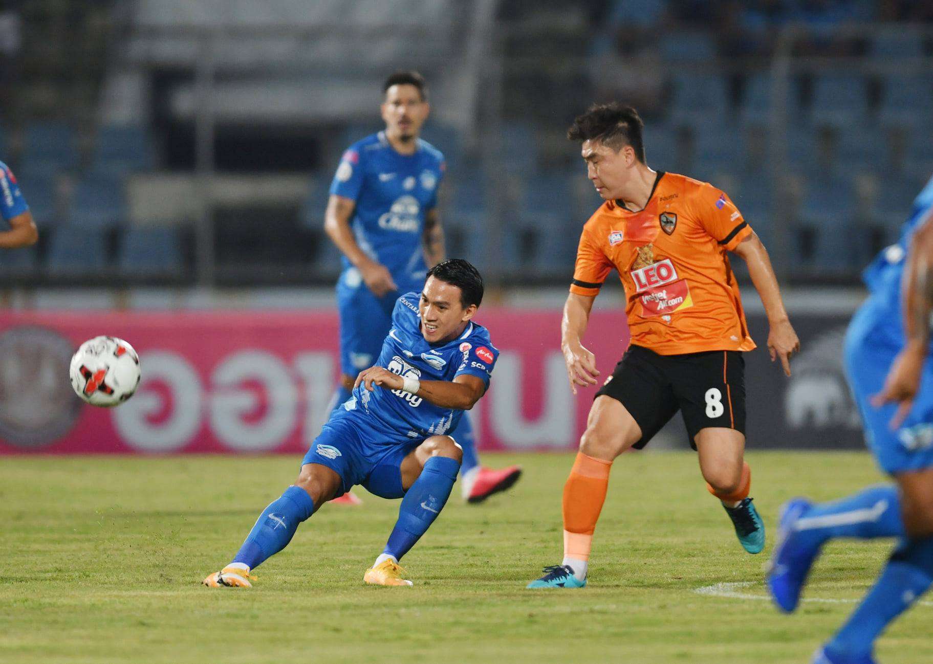 ชลบุรี - สิงห์ เชียงราย ยูไนเต็ด : 2020