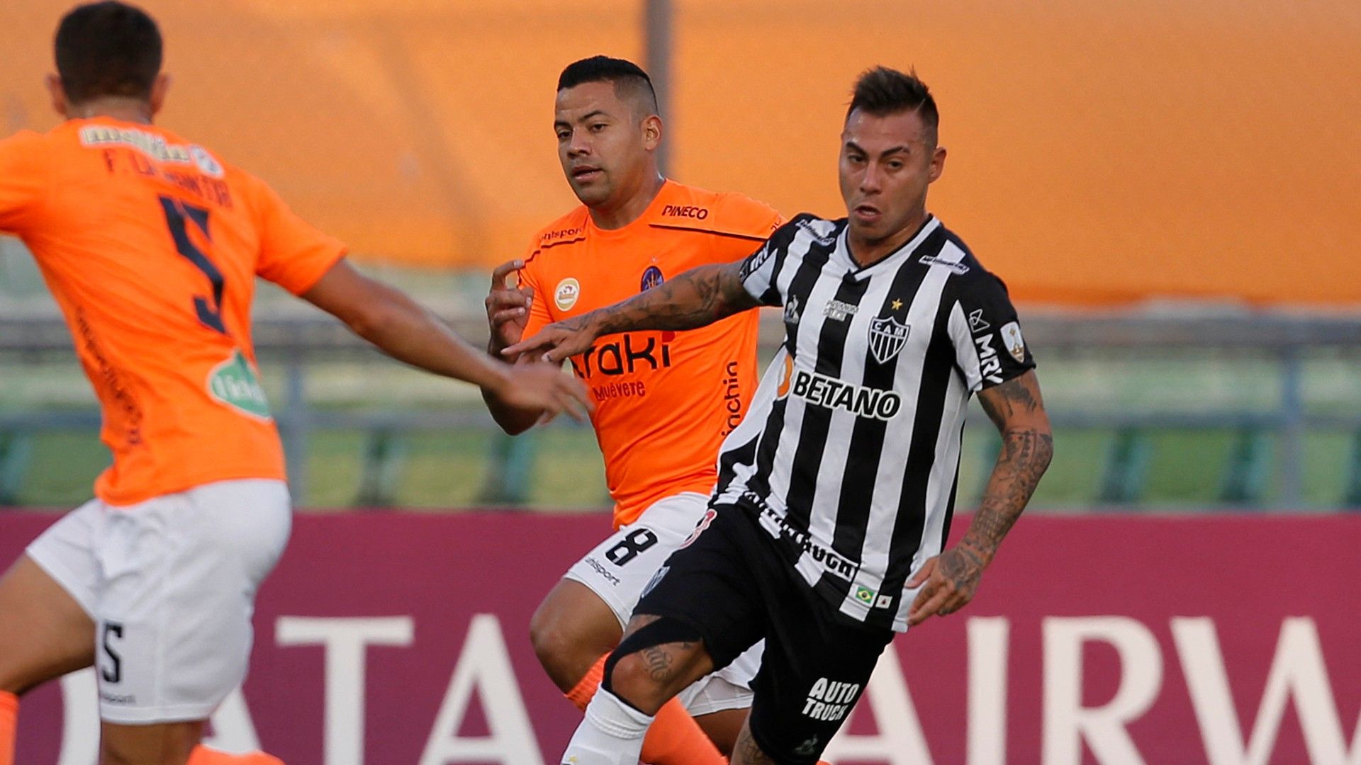 Eduardo Vargas e Arles Flores - Deportivo La Guaira x Atlético-MG Libertadores 21042021