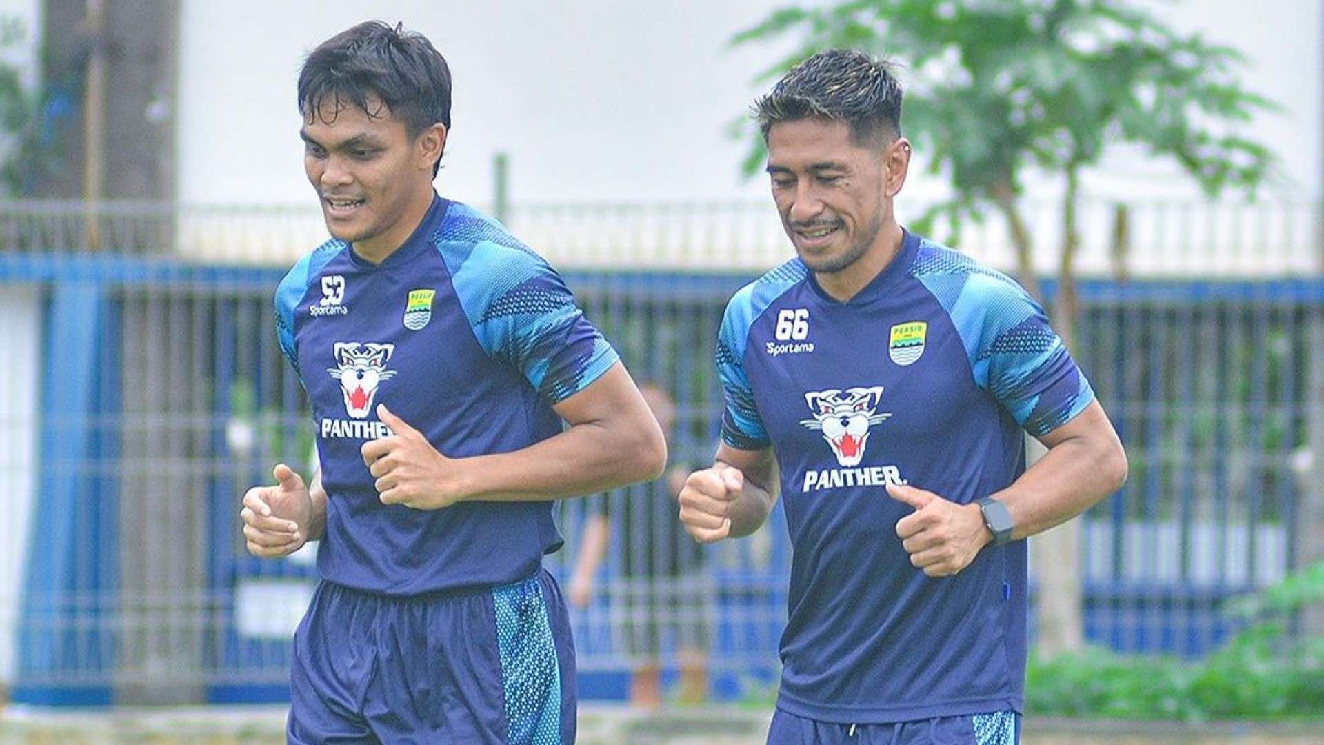 Rachmat Irianto & Daisuke Sato - Persib Bandung