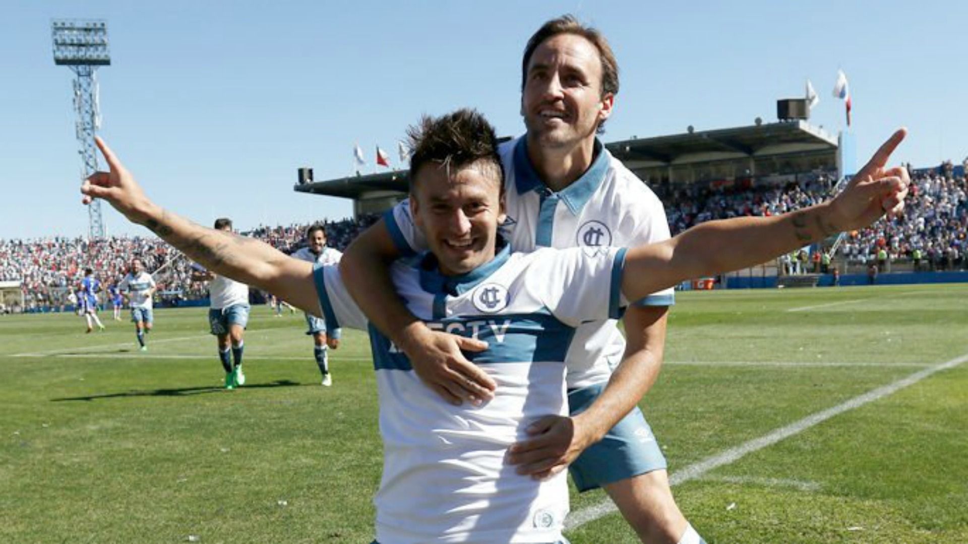 José Pedro Fuenzalida y Roberto Gutiérrez U Católica U de Chile 290417