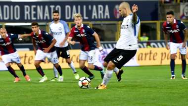 Mauro Icardi penalty Bologna Inter