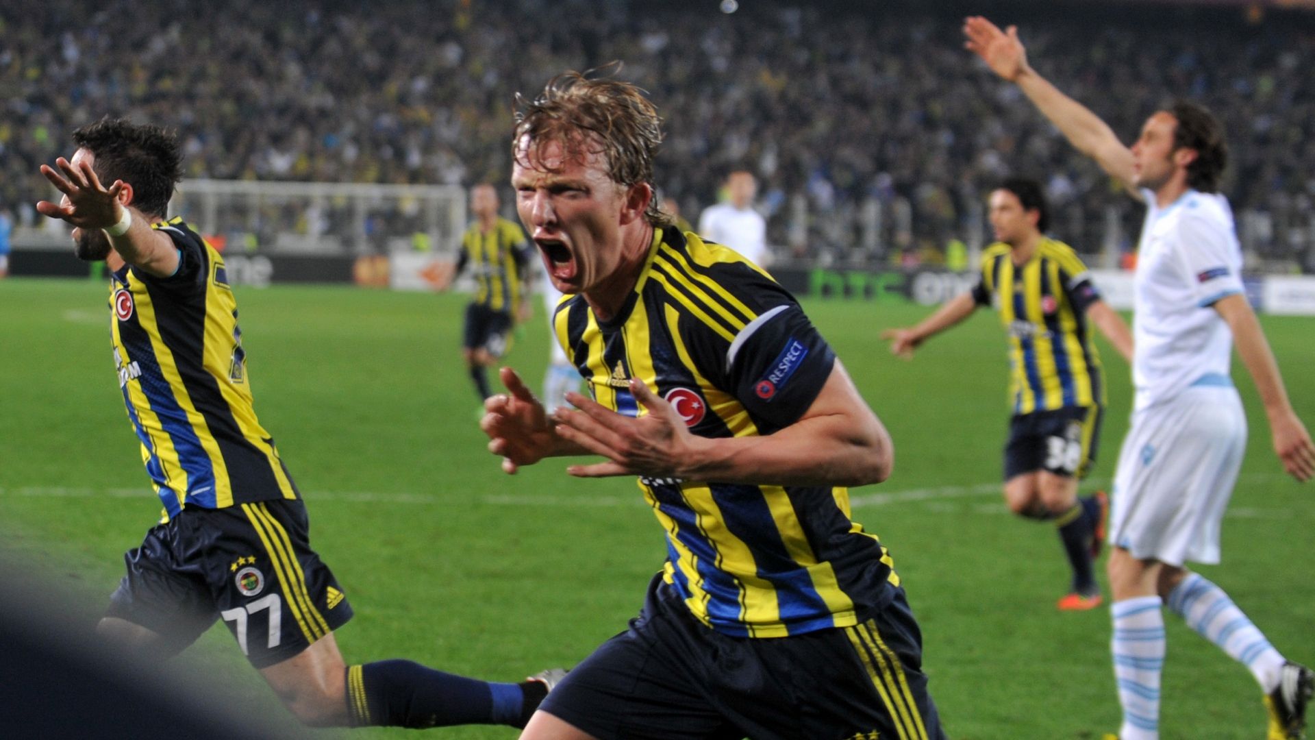 Dirk Kuyt Fenerbahce 04042013