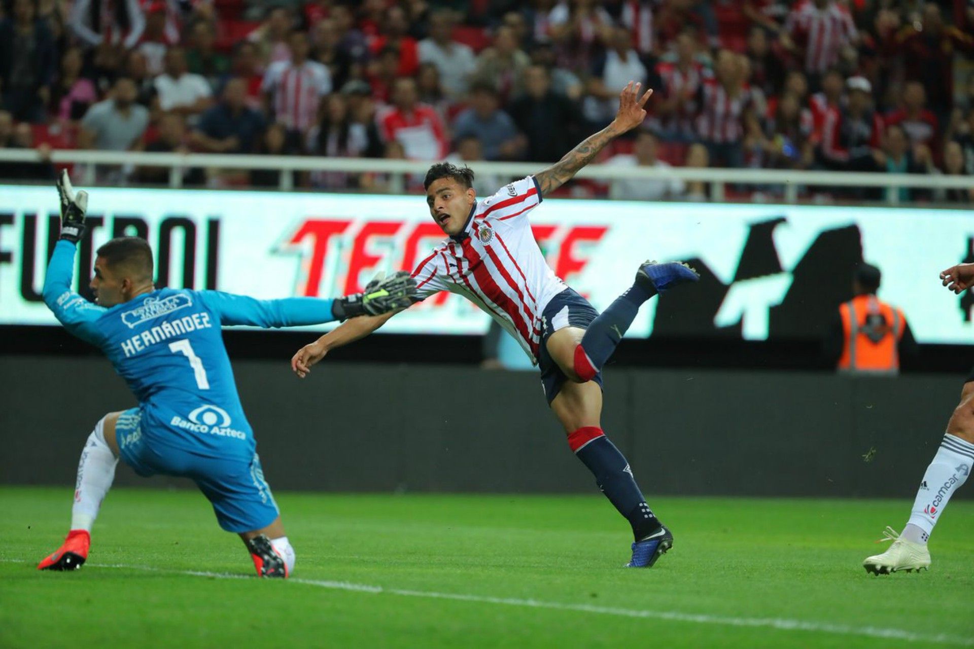 Chivas Atlas Alexis Vega