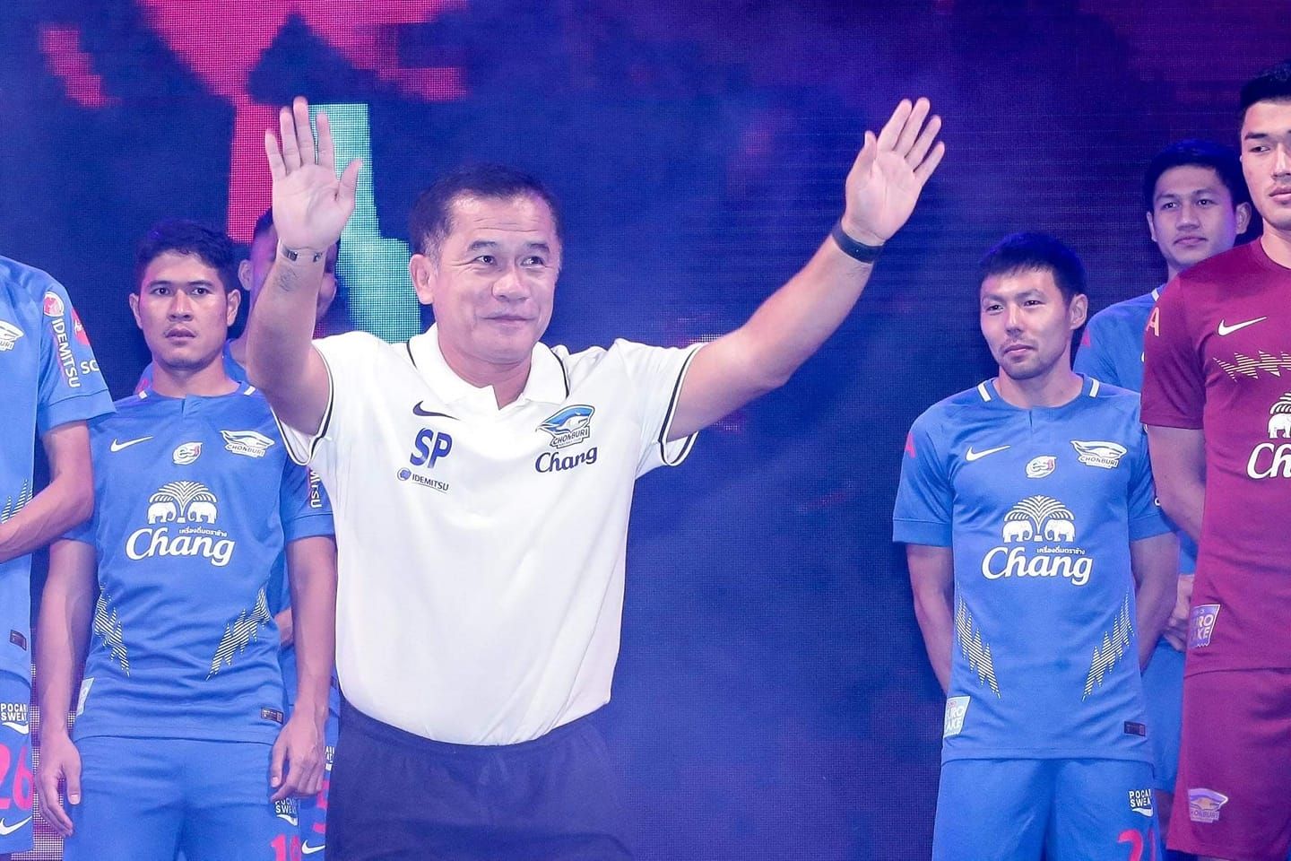 สะสม พบประเสริฐ