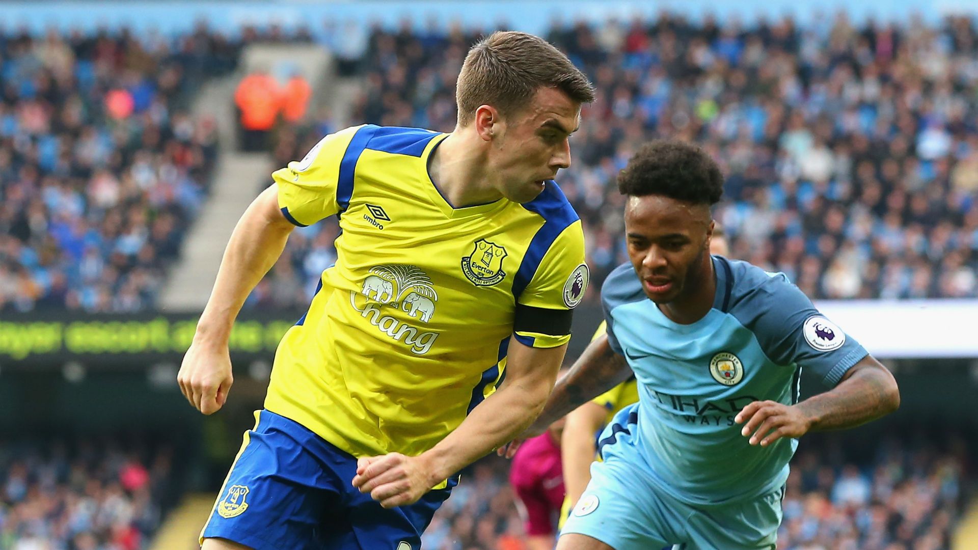 Seamus Coleman Raheem Sterling Everton Manchester City 15102016