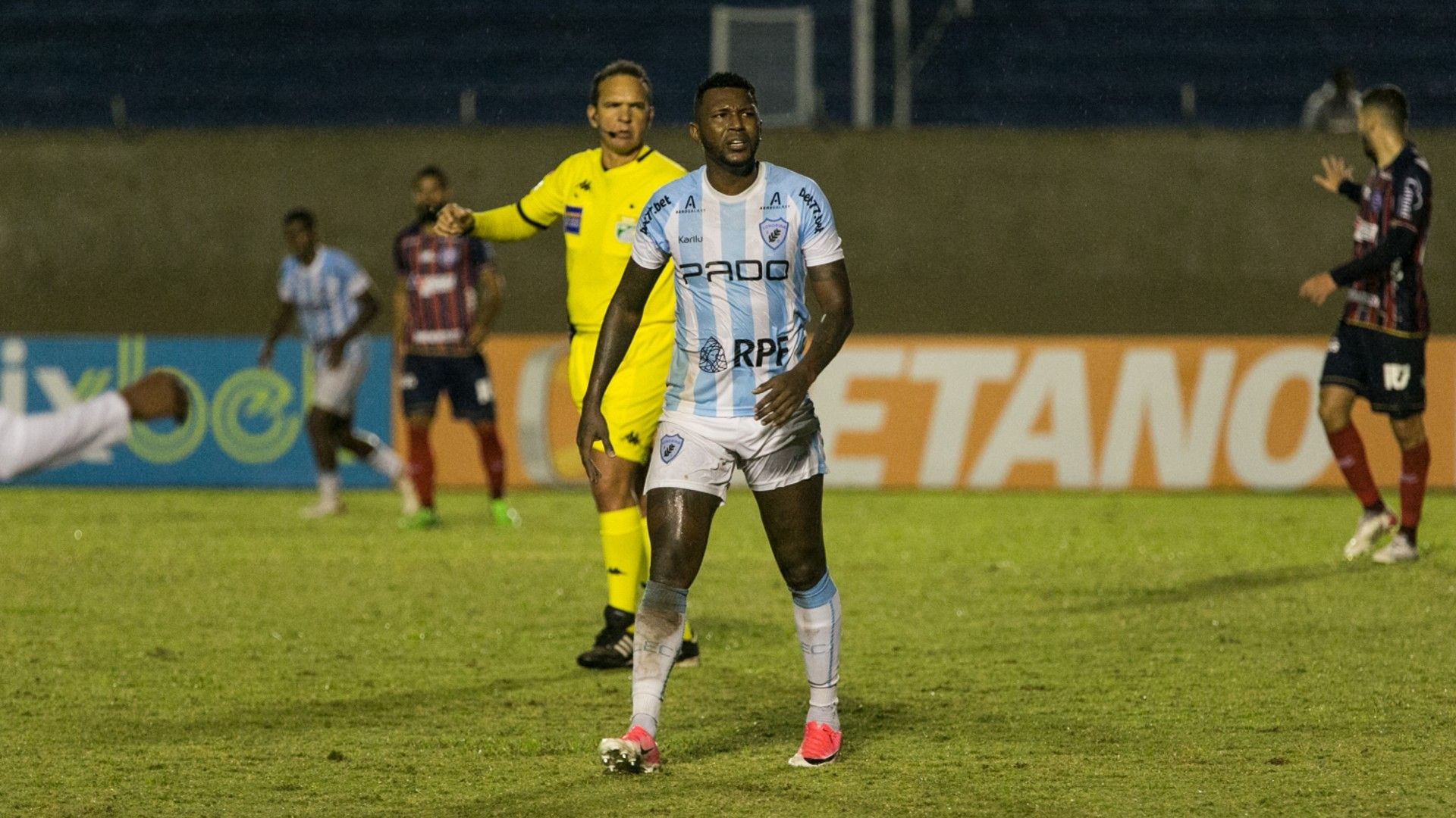 Douglas Coutinho Londrina Série B 2022