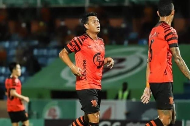 ประวีณวัช บุญยง