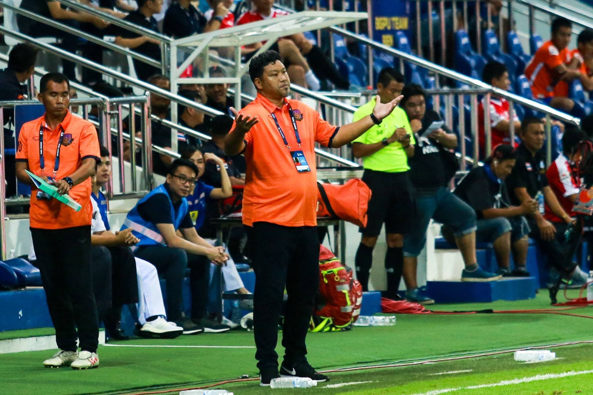 วรวุธ ศรีมะฆะ