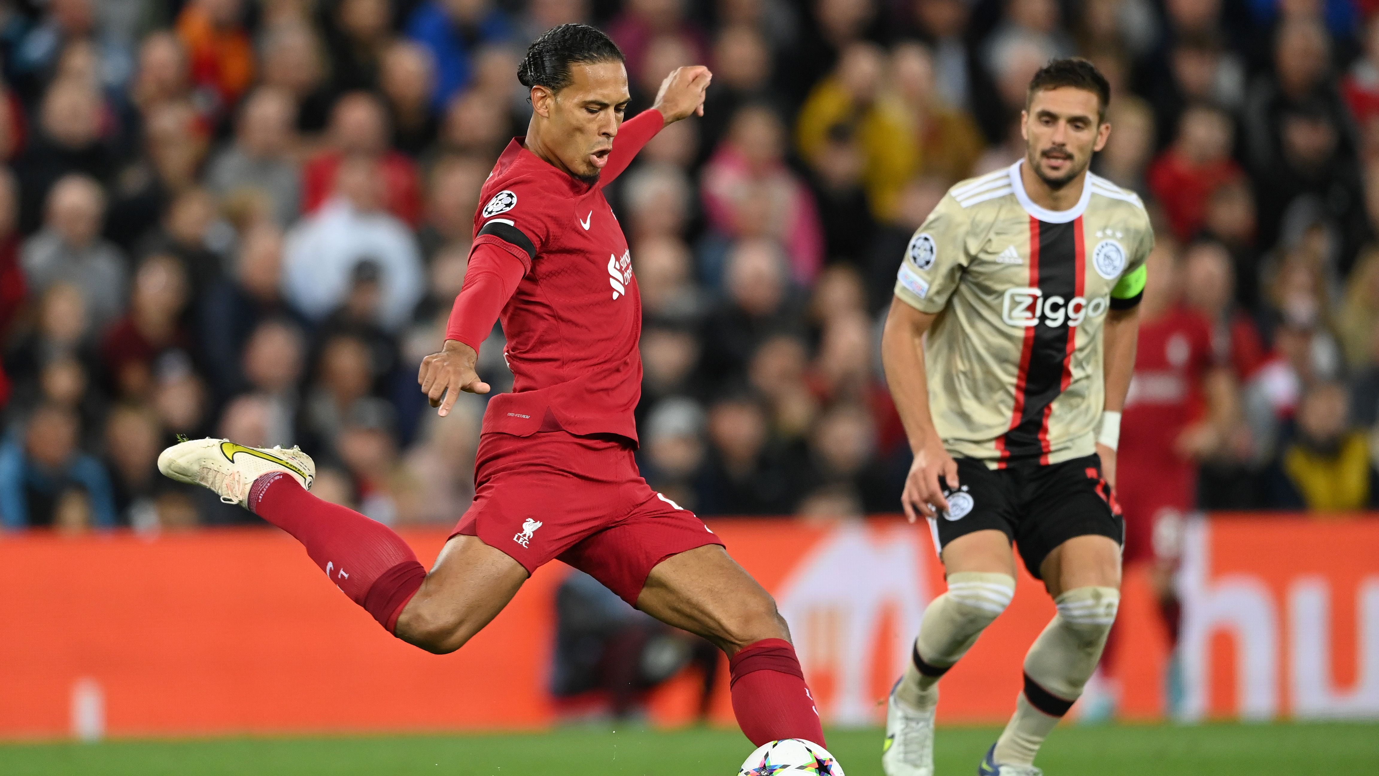 Virgil van Dijk Dusan Tadic Liverpool Ajax 2022-23