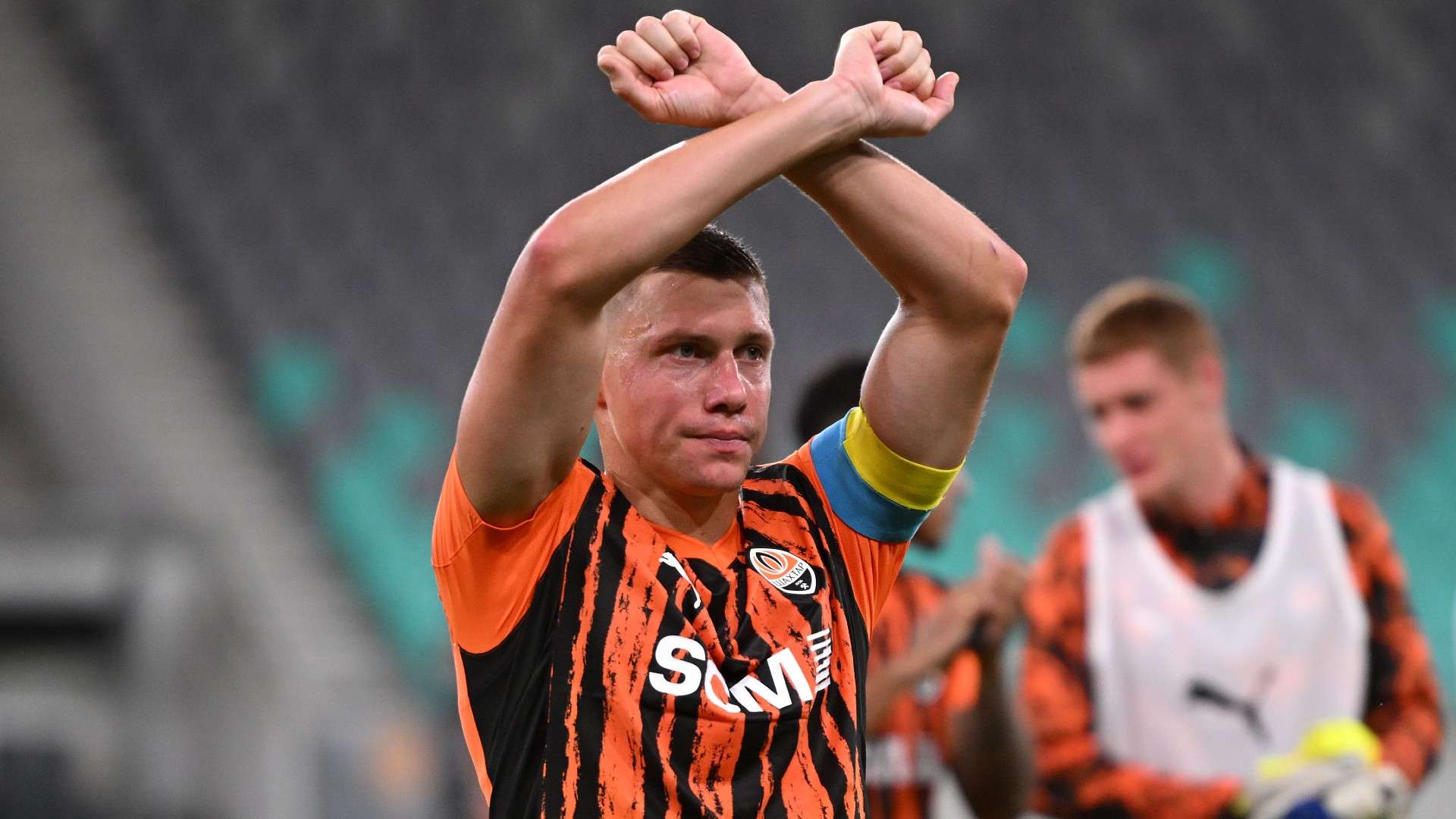 Mykola Matviyenko of Shakhtar celebrates victory